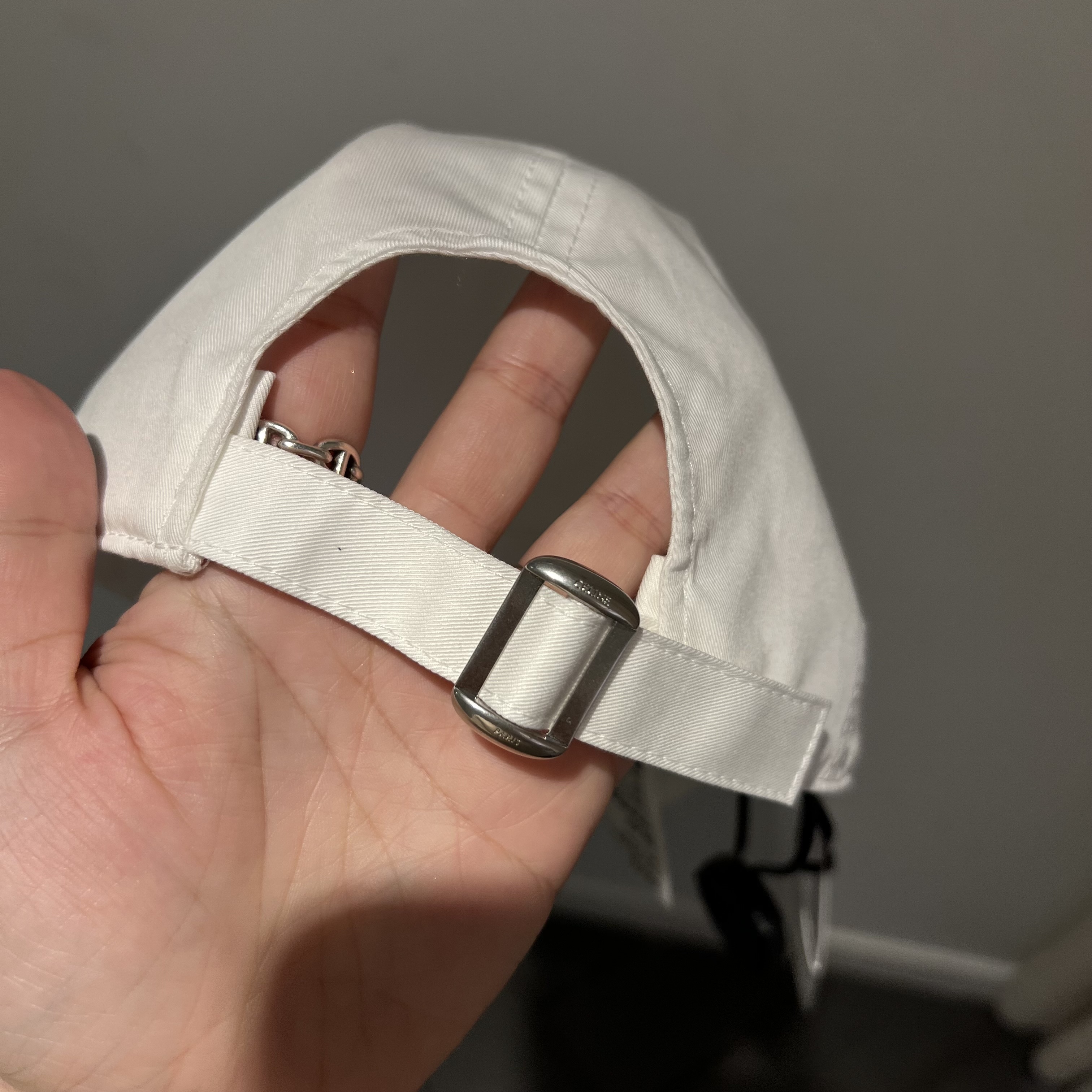 【CELINE】円安こそアウトレットで！ベースボールキャップ ロゴ