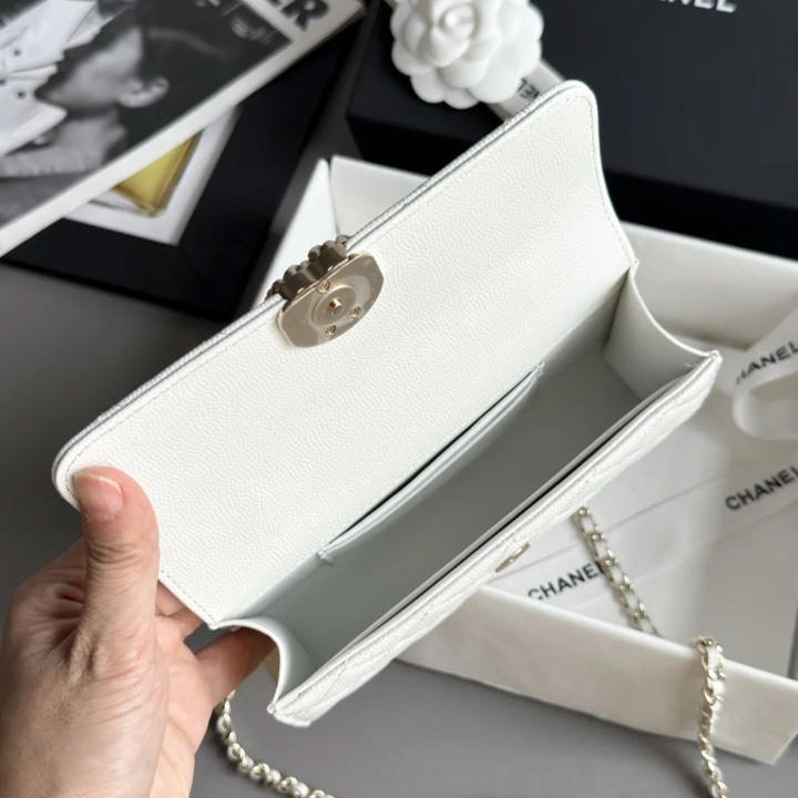 2025新作 *完売必至の限定色*【CHANEL】25S kelly ショルダーバッグ