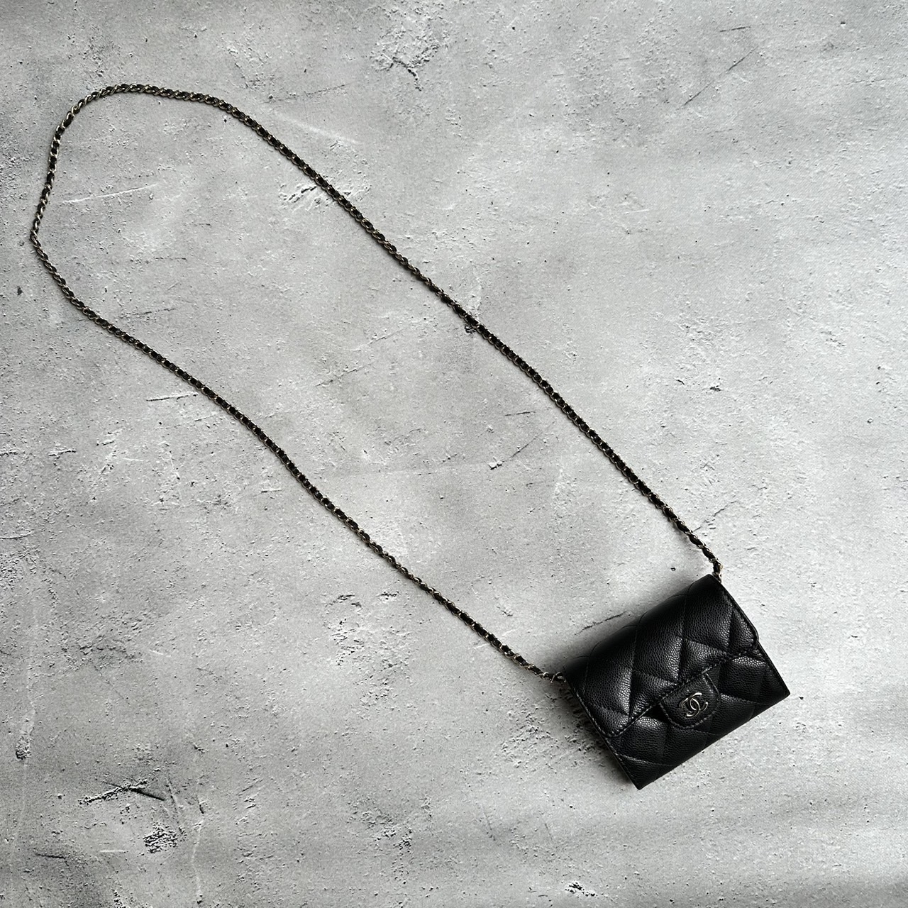 CHANEL ミニ チェーンウォレット