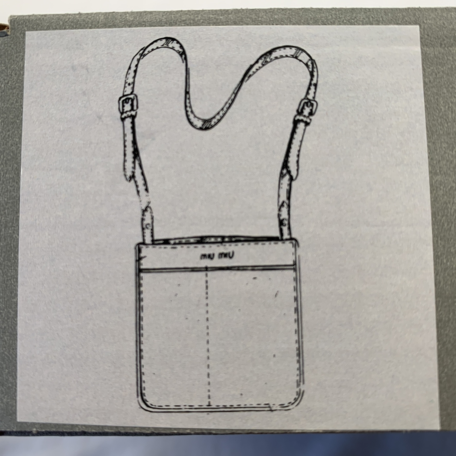 miumiu☆MATELASSE☆IPhoneポシェットDNP062【NERO】