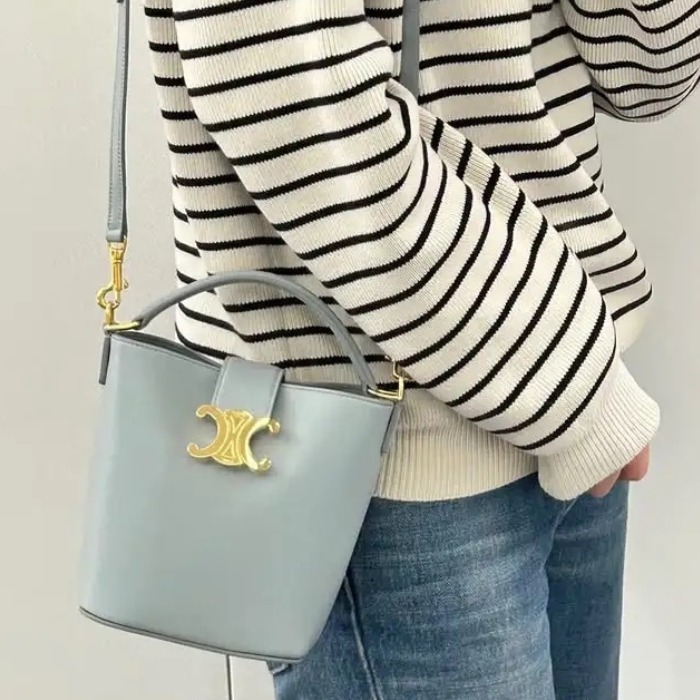 ★Celine★ミニ バケット ルイーズ/ スムースカーフスキン