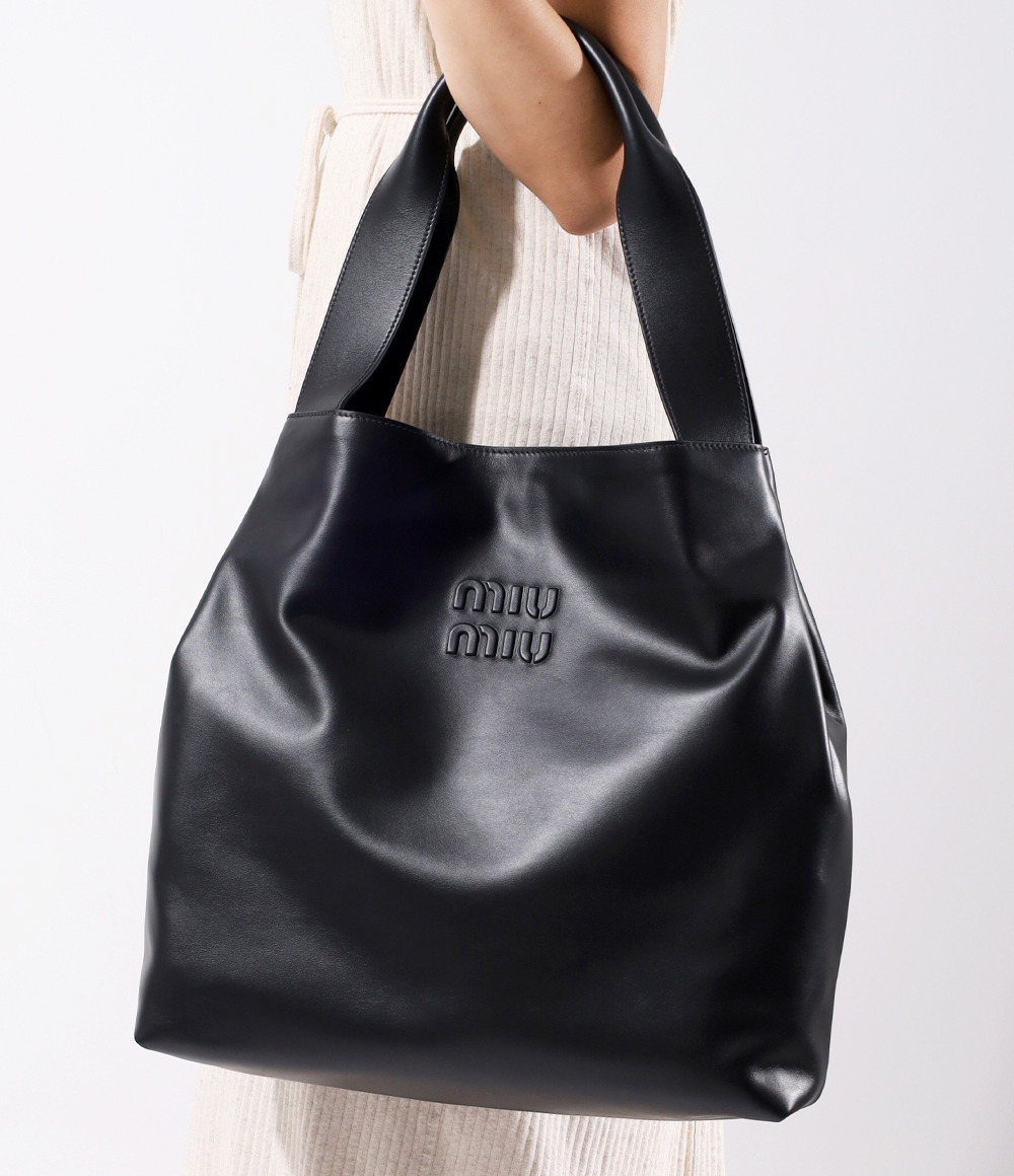 ミュウミュウ/MIUMIU♦ 完売必至 レザー ホーボーバッグ