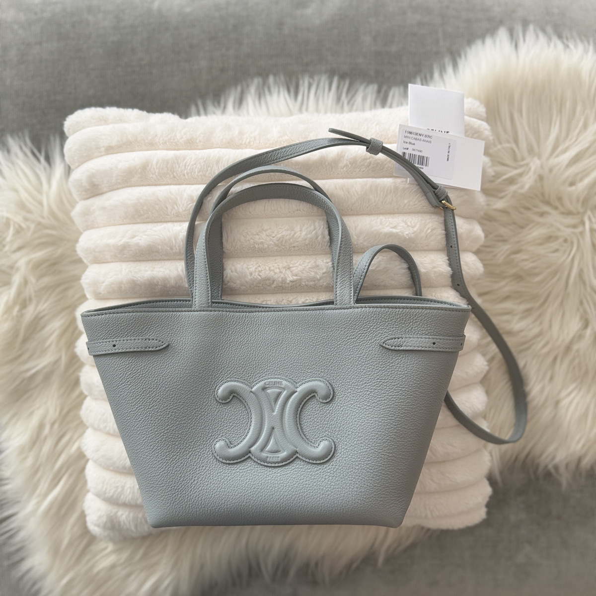 関税込国内発送★CELINE ミニ カバ キュイル トリオンフ