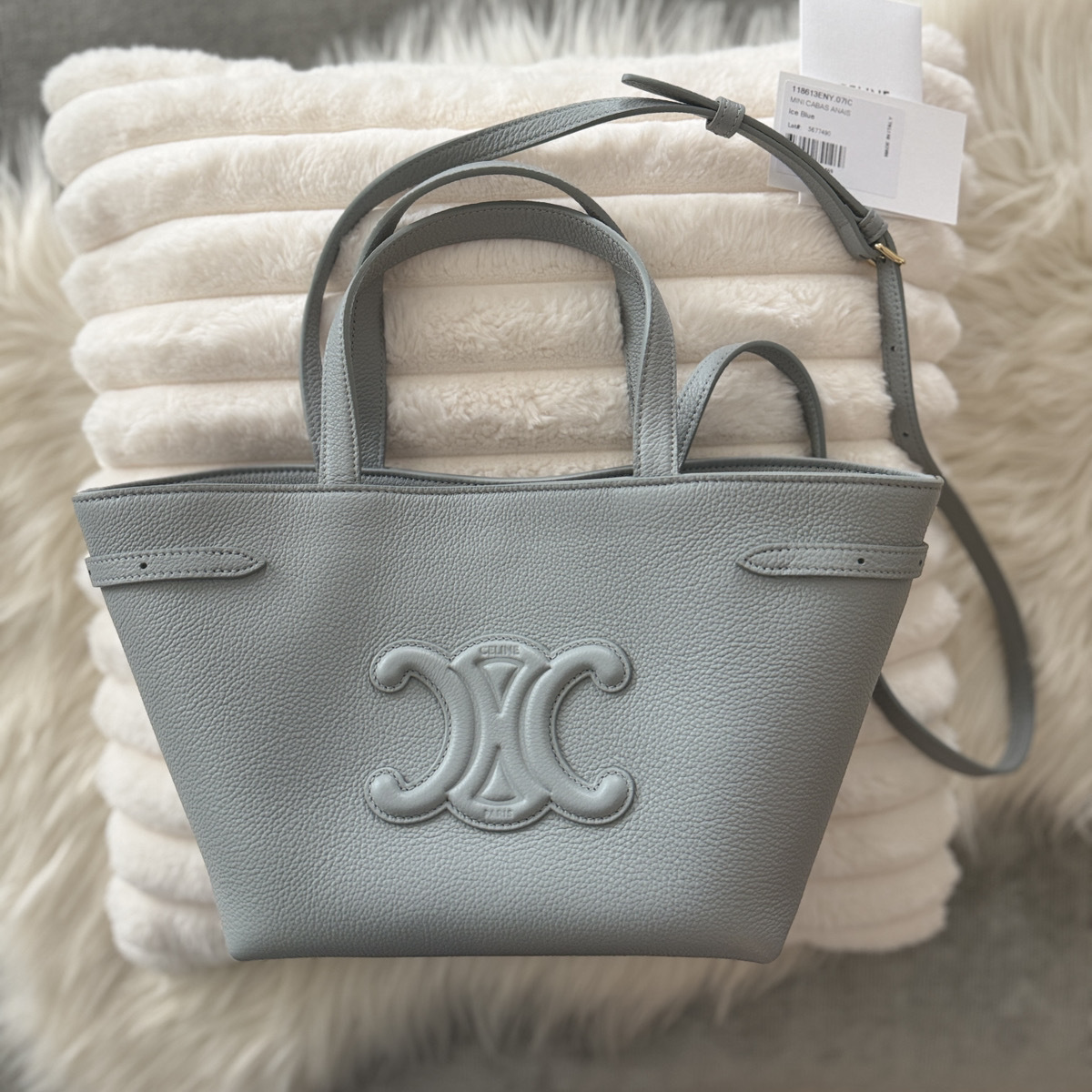 関税込国内発送★CELINE ミニ カバ キュイル トリオンフ