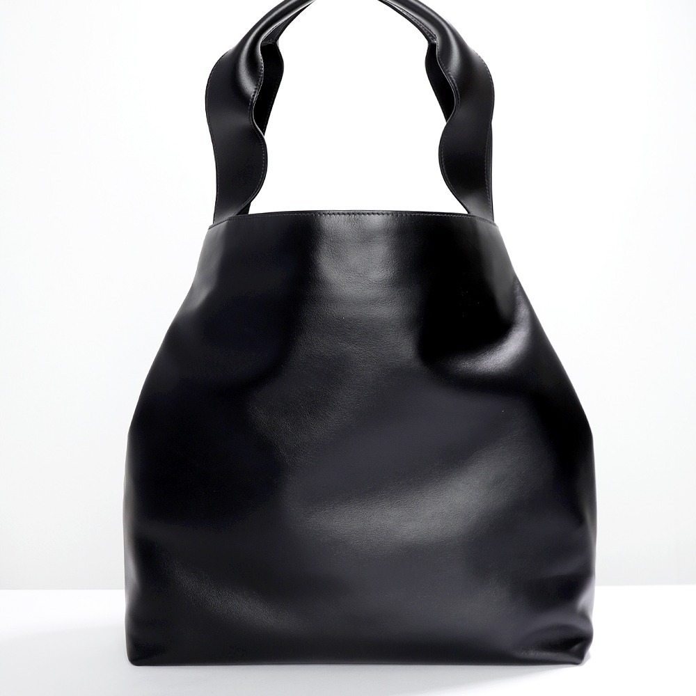 ミュウミュウ/MIUMIU♦ 完売必至 レザー ホーボーバッグ