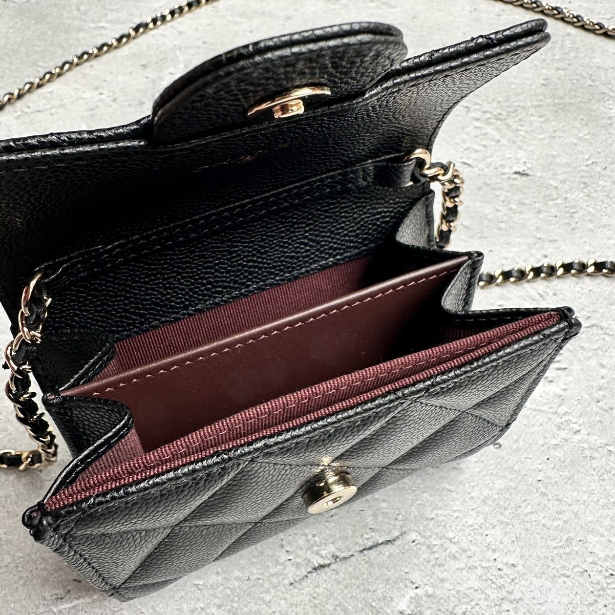 CHANEL ミニ チェーンウォレット