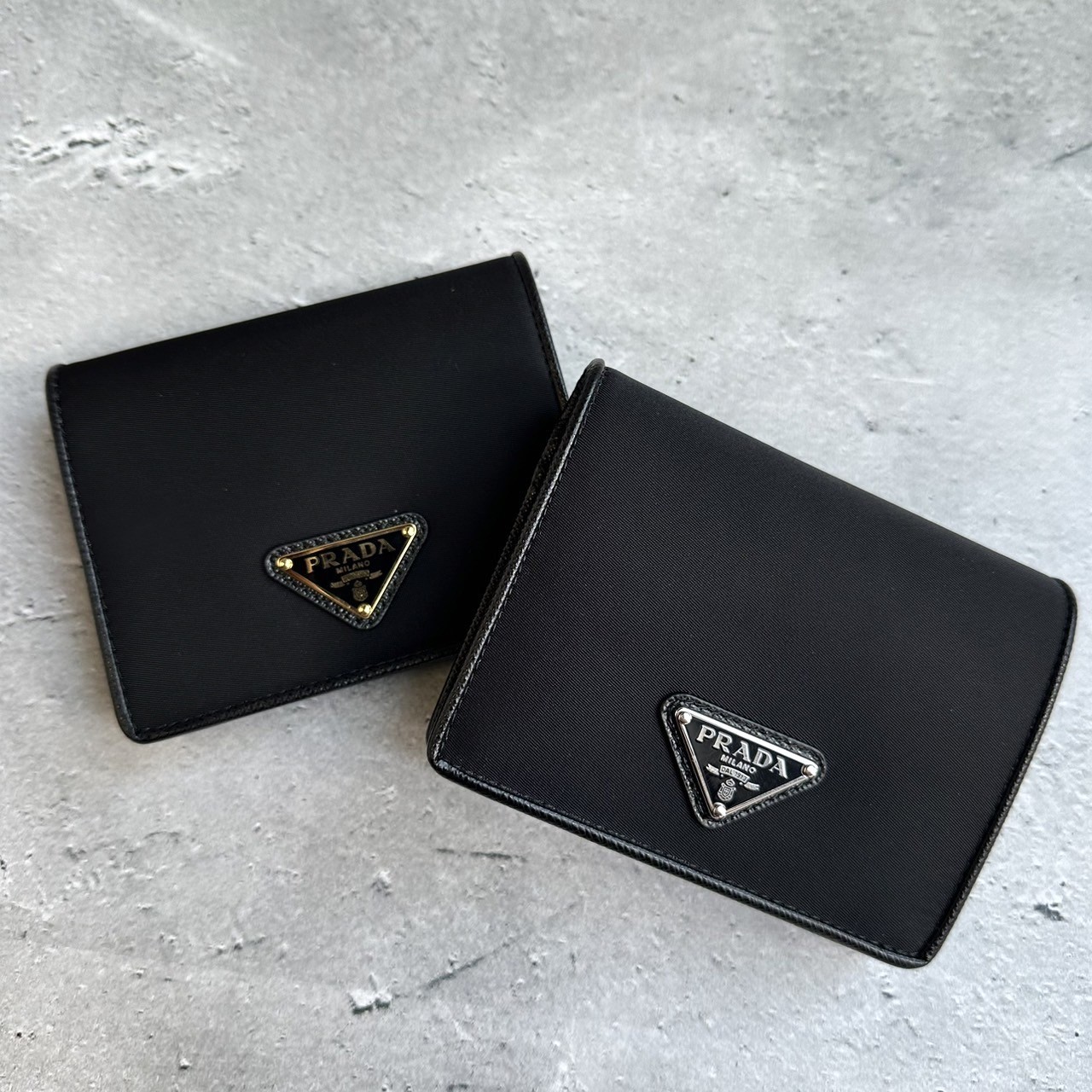 PRADA ナイロンxサファイアーノ 二折り財布 トライアングルロゴ