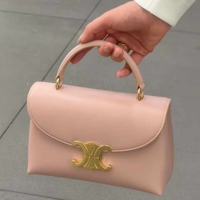 ★Celine★ティーン ニノ バッグ / シャイニーカーフスキン