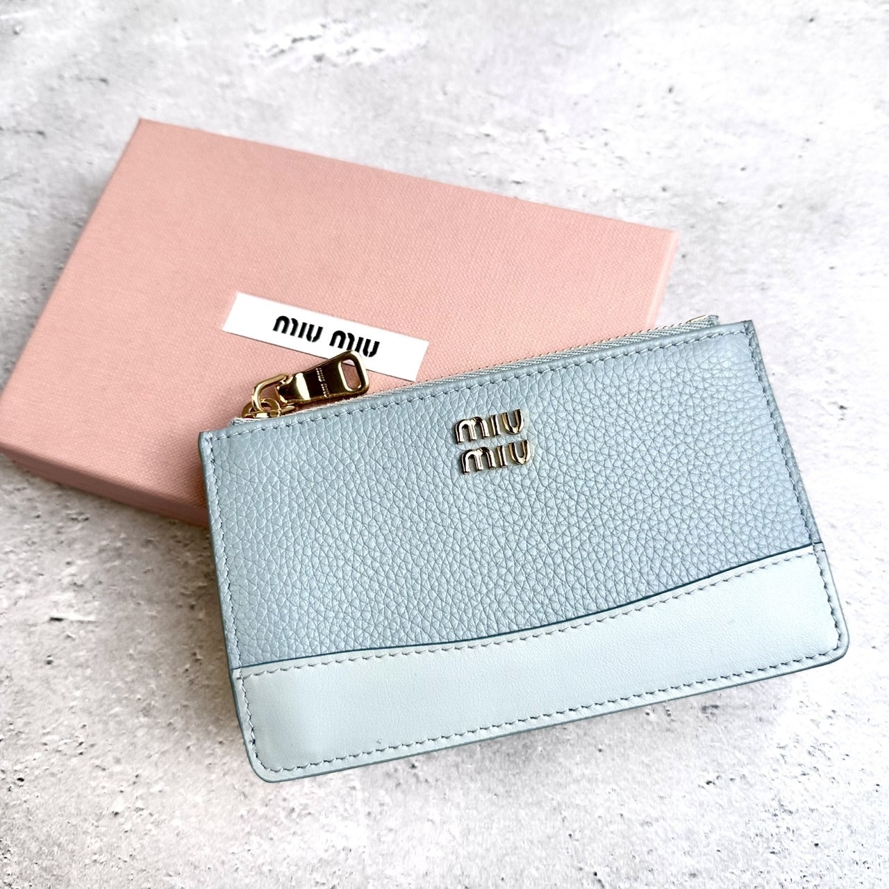 MIUMIU レザー カードホルダー フラグメントケース