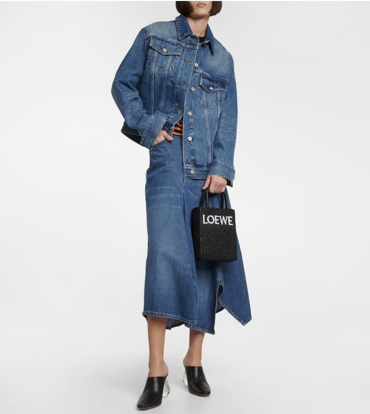 ∞∞ LOEWE ∞∞ Standard A5 raffia バッグ☆