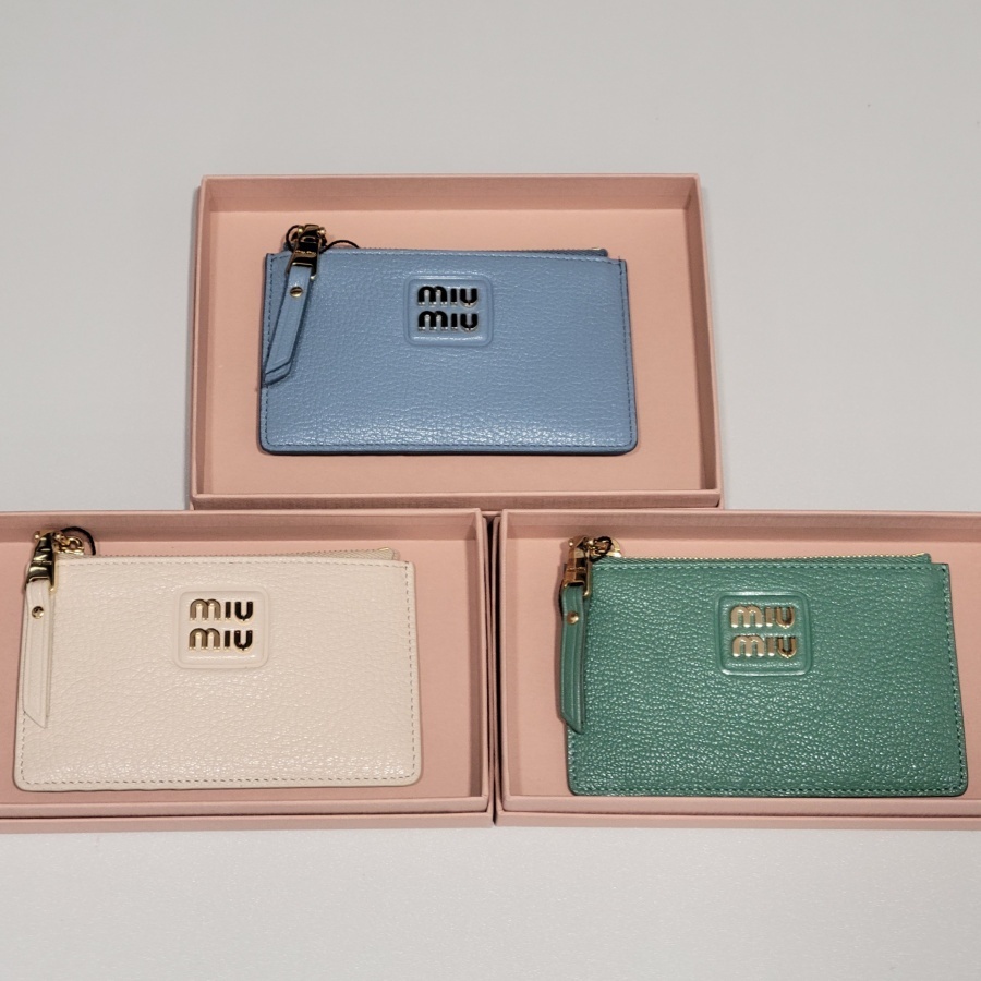 【セール】ミュウミュウ☆マドラス カードケース&財布 S☆5MB060