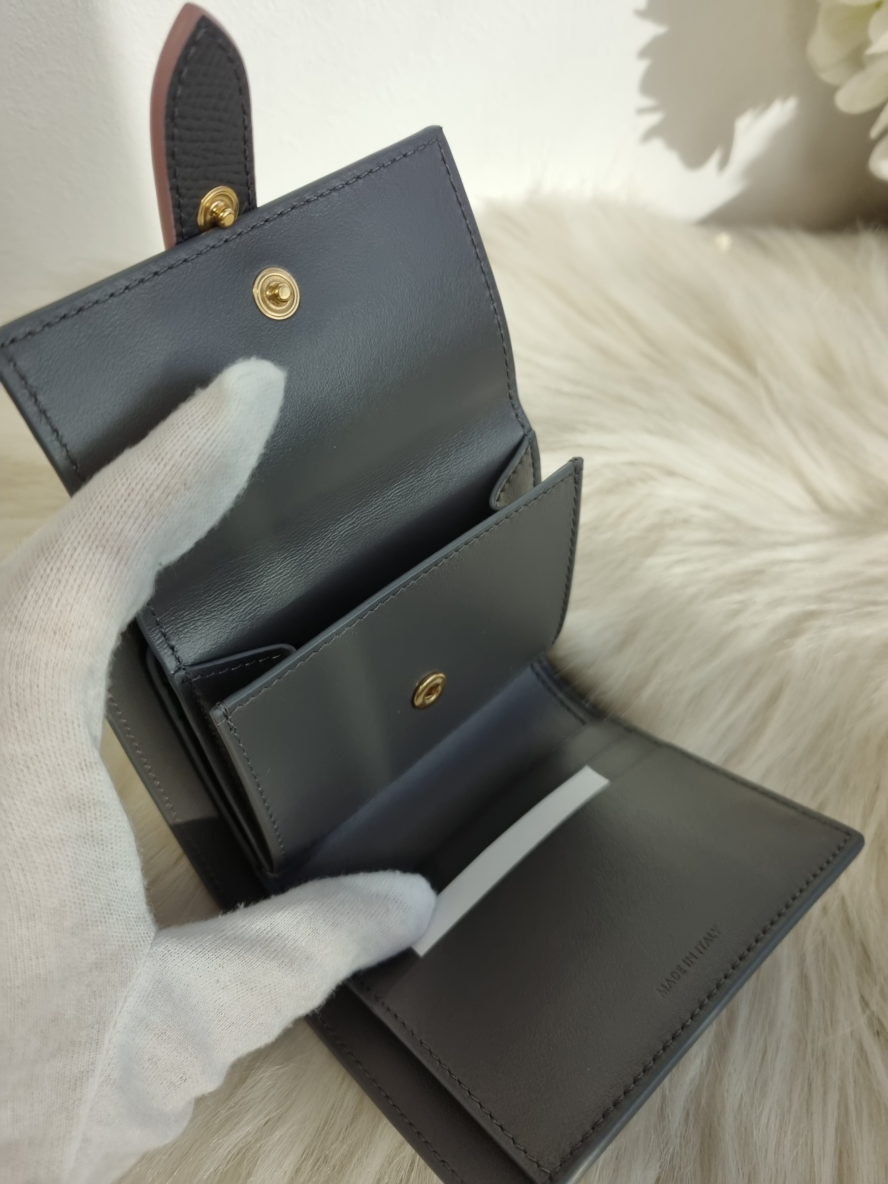 VIPセール☆直営店買付☆CELINE スモール ストラップ ウォレット