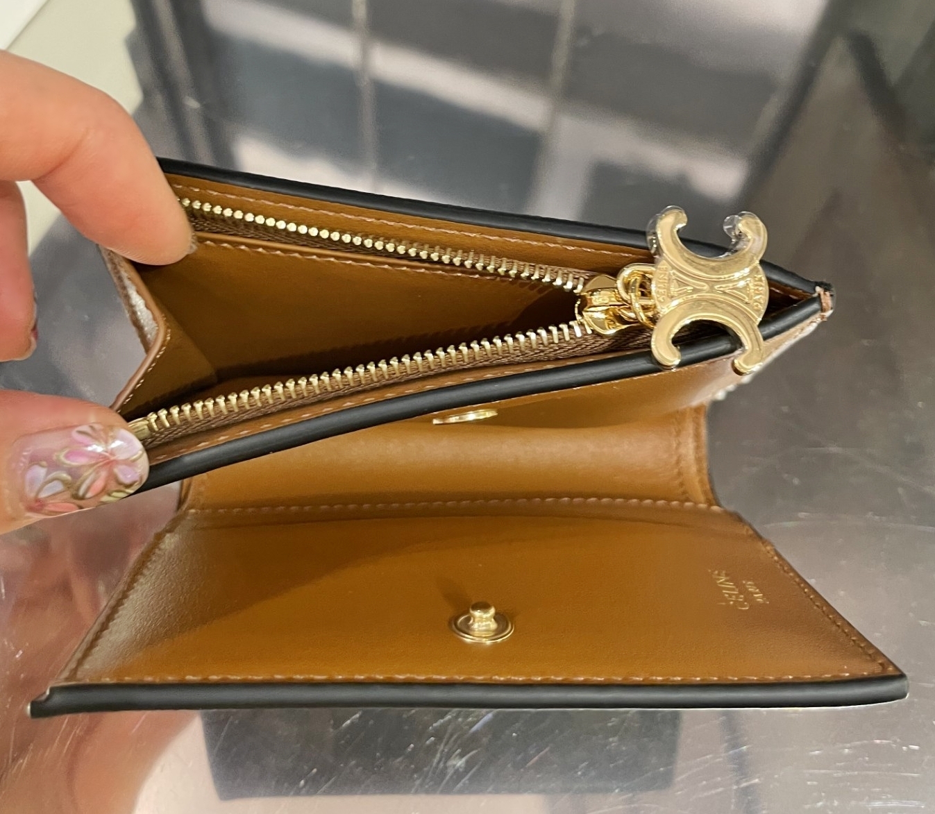 CELINE★コンパクトウォレット トリオンフチャーム♪★関税込み