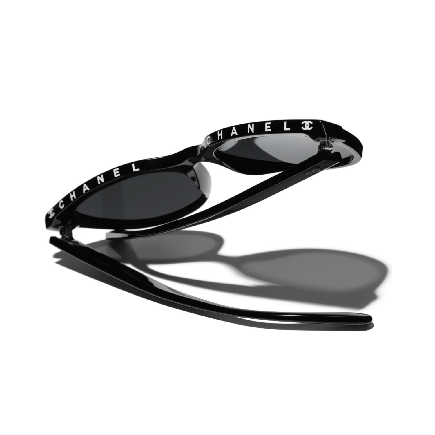 新作♡CHANEL 5414 ベージュロゴ サングラス【関税込】