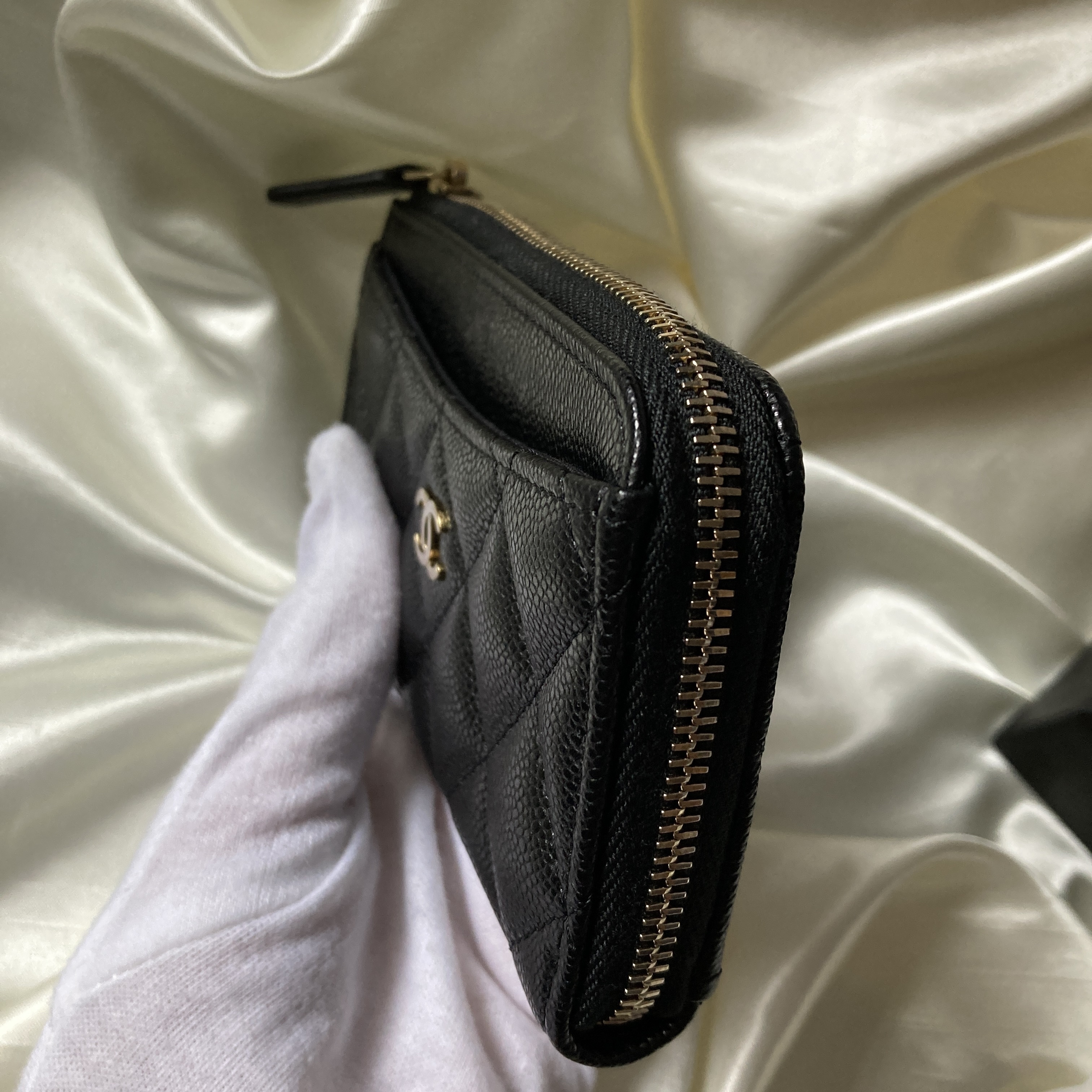 2025【CHANEL】シャネル　ココマーク　フラグメントケース