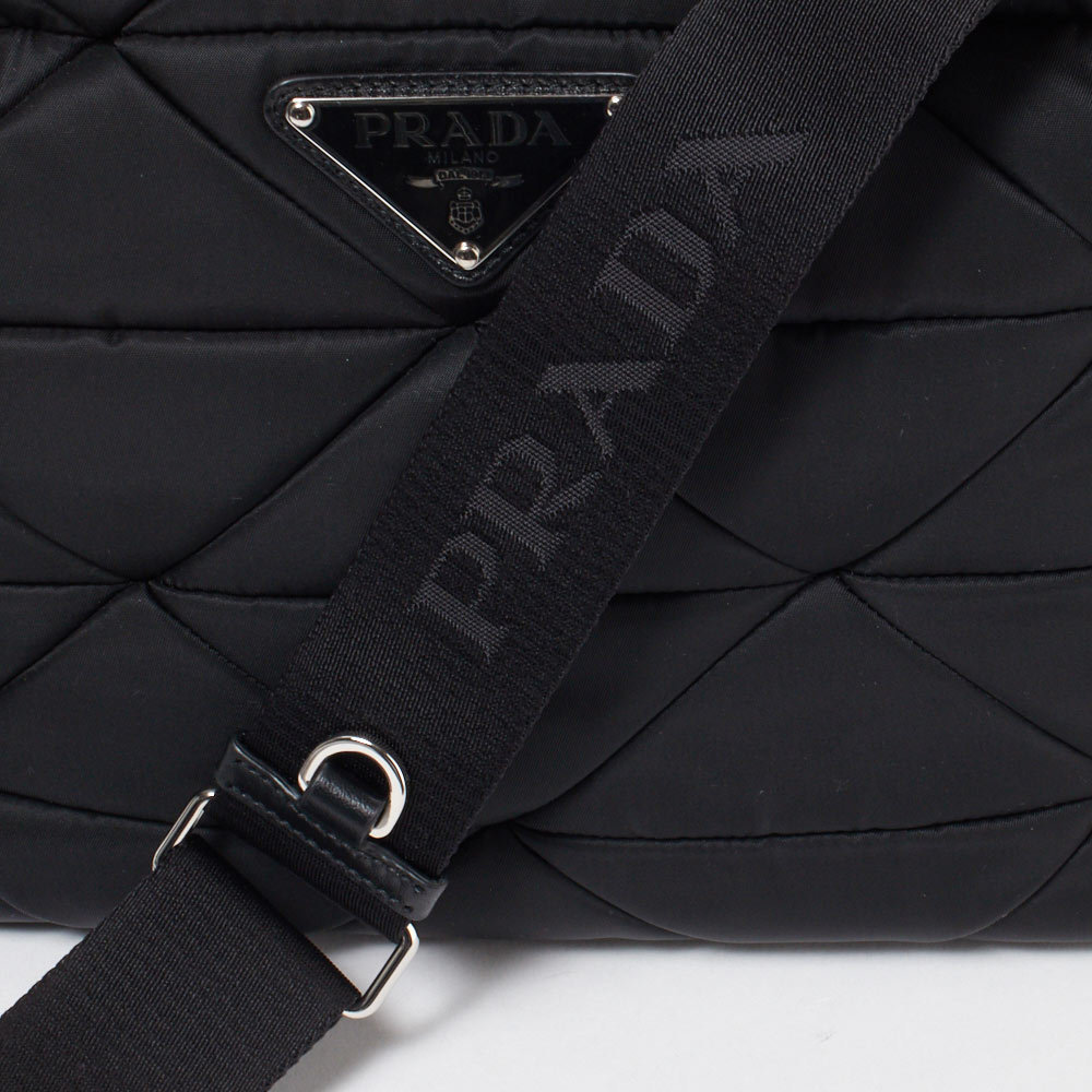 PRADA Re-Nylon ミディアム パデッドトートバッグ