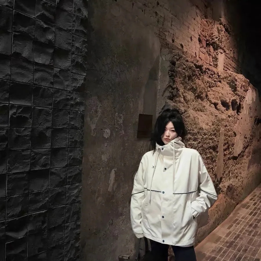 CELINE[青春の息吹]スポーツスタイルのジャケット