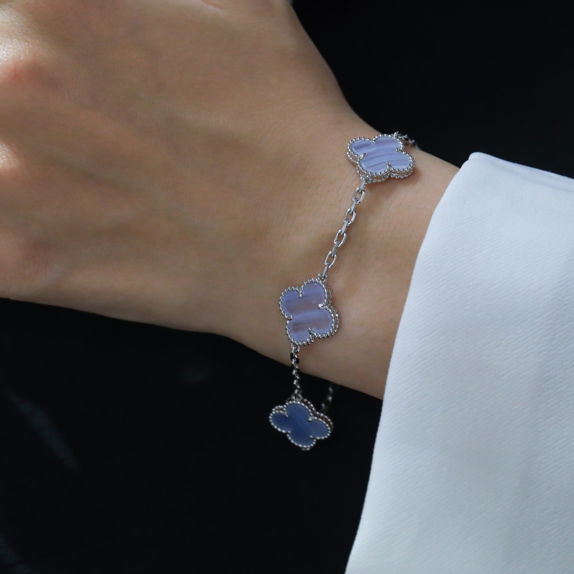 【国内発送/直営店】ブレスレット ヴァンクリーフ＆アーペル（Van Cleef & Arpels）