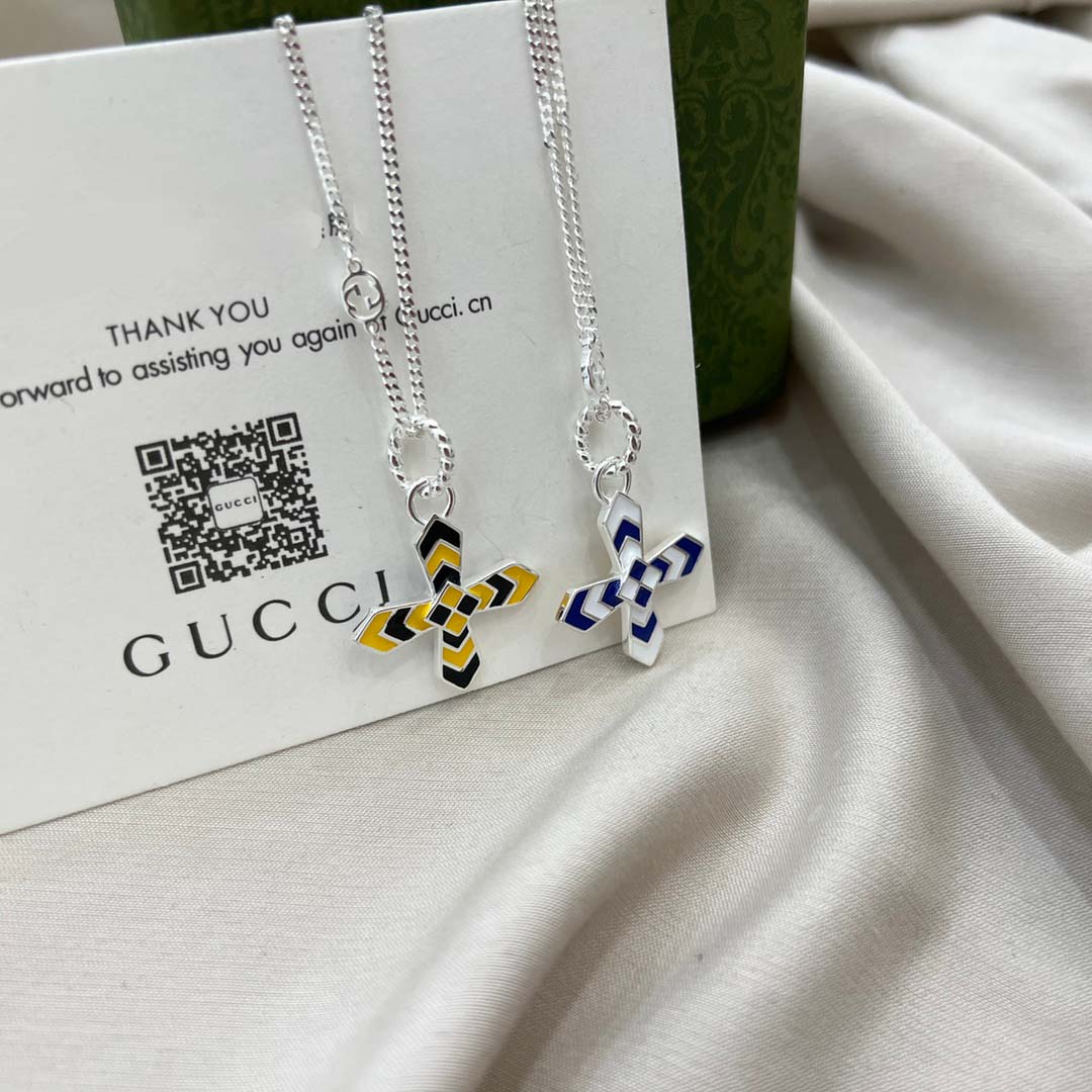 【国内発送/直営店】グッチ GUCCI  チェーンネックレス インターロッキングG十字架プレート エナメルブラックドッグタグ