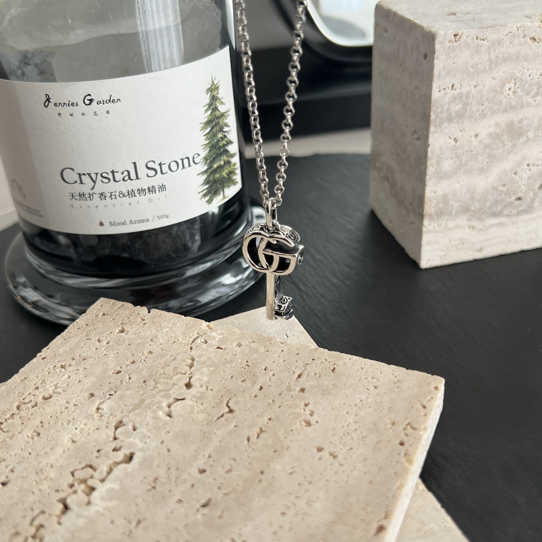 【国内発送/直営店】GUCCI グッチ SV925 ダブルG キー 627757 ネックレス シルバー925 レディース