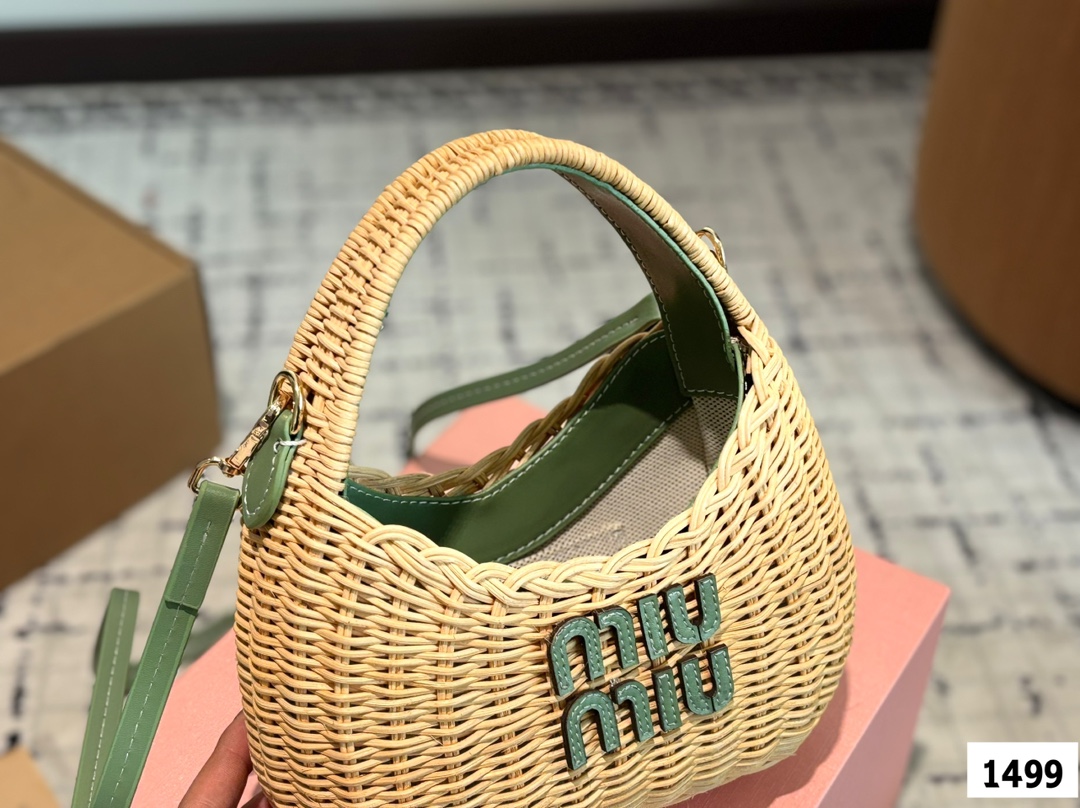 【2025限定】MIUMIU ミュウ ワンダー ウィッカー ハンドバッグ