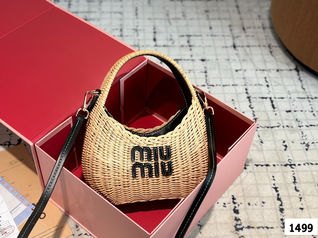 【2025限定】MIUMIU ミュウ ワンダー ウィッカー ハンドバッグ