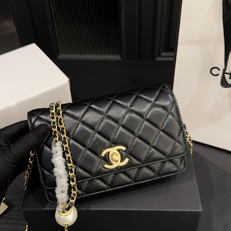 【CHANEL】 2025新作 シャネル WOC 長さ調節◎ チェーンウォレット