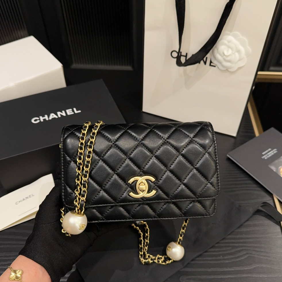 【CHANEL】 2025新作 シャネル WOC 長さ調節◎ チェーンウォレット