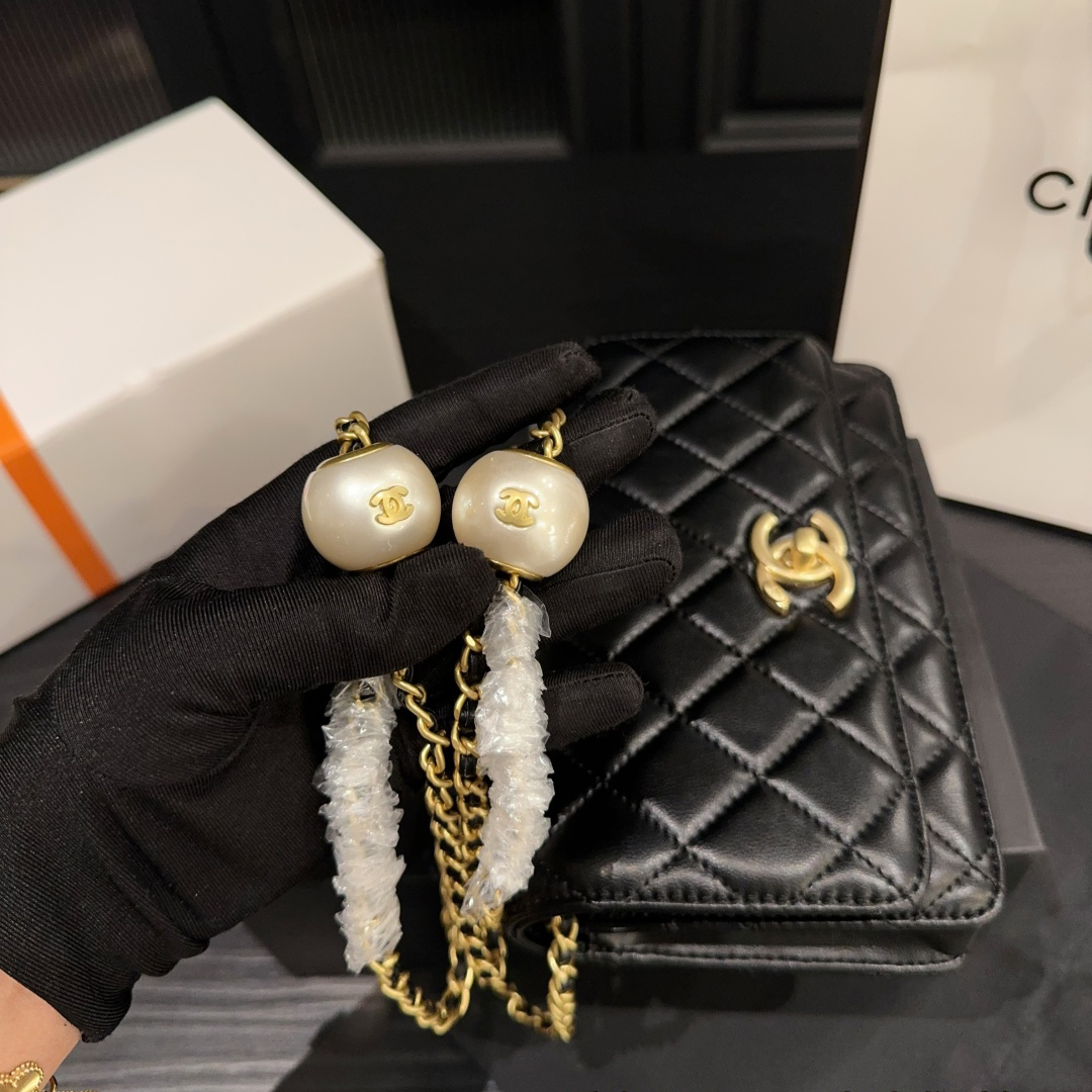 【CHANEL】 2025新作 シャネル WOC 長さ調節◎ チェーンウォレット