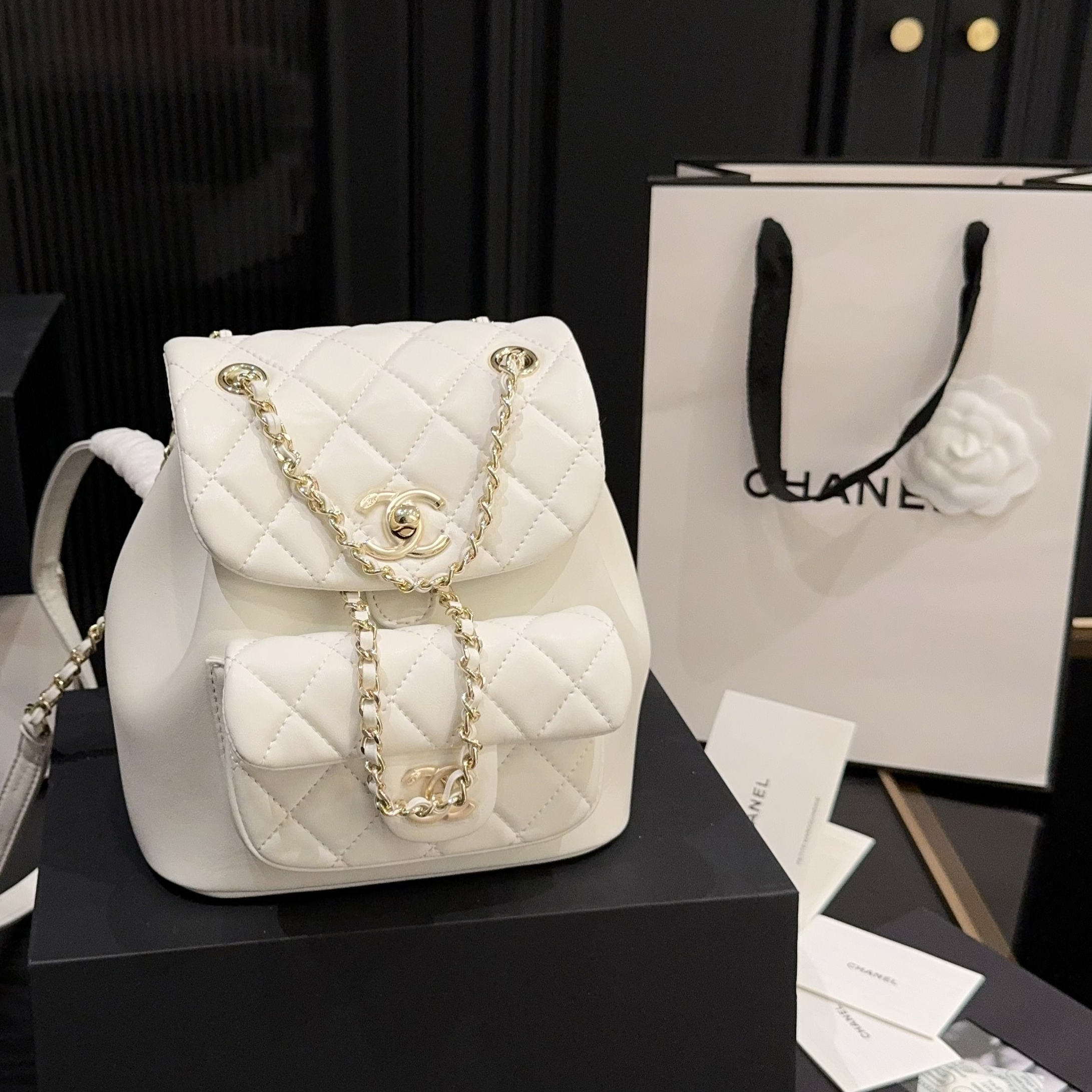 22C DUMA ◆希少♪コーデのお供に☆◆CHANEL★バックパック