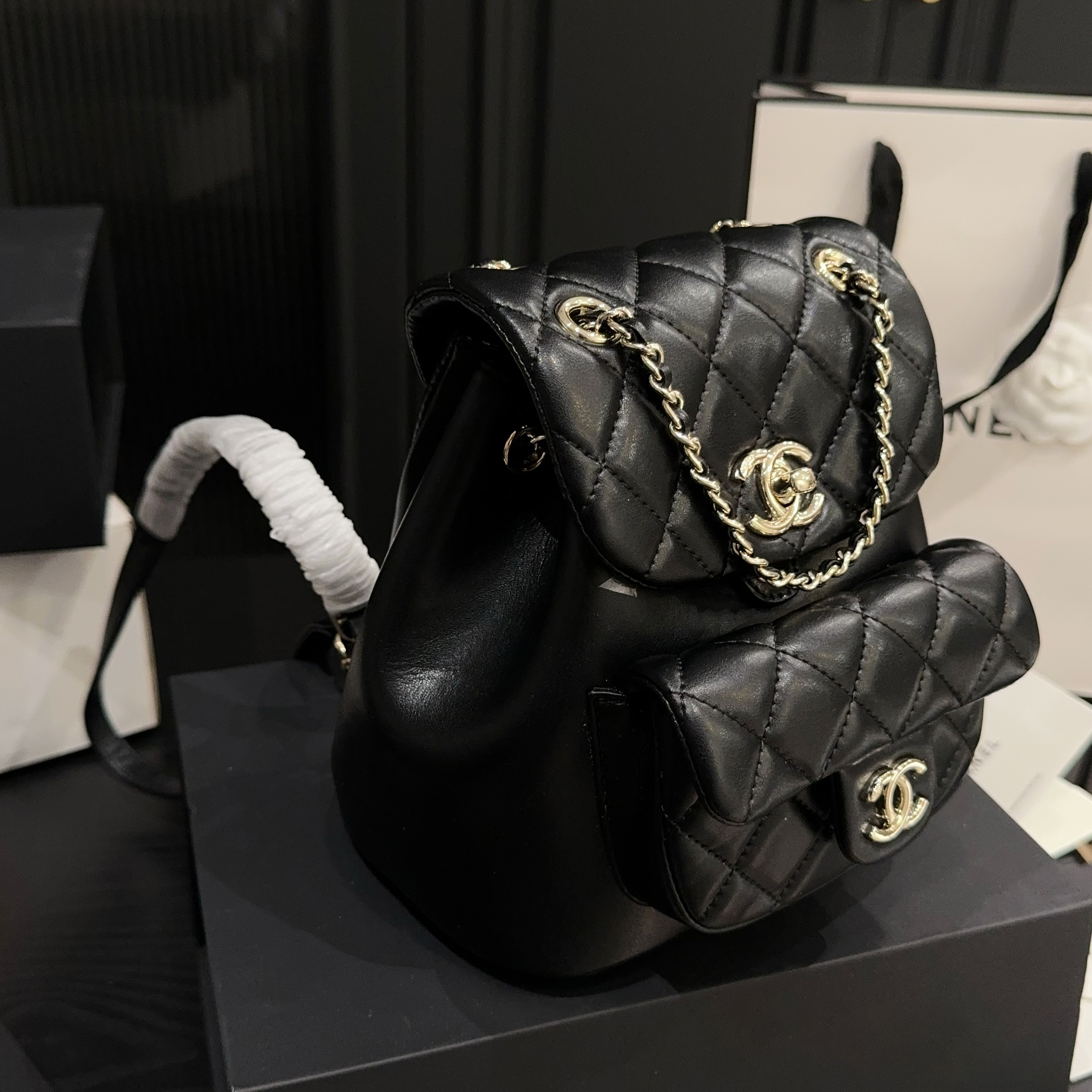 22C DUMA ◆希少♪コーデのお供に☆◆CHANEL★バックパック