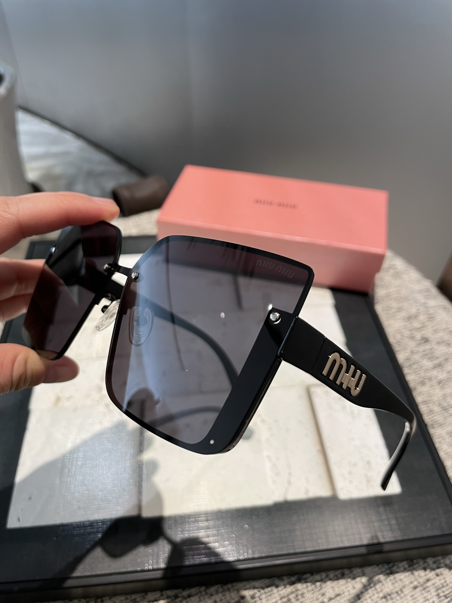 MIU MIU【TR偏光シリーズ】2025年新作 偏光サングラス 紫外線対策 M5144