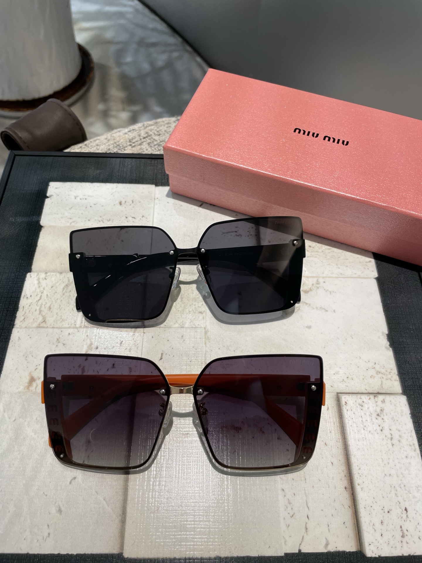 MIU MIU【TR偏光シリーズ】2025年新作 偏光サングラス 紫外線対策 M5144