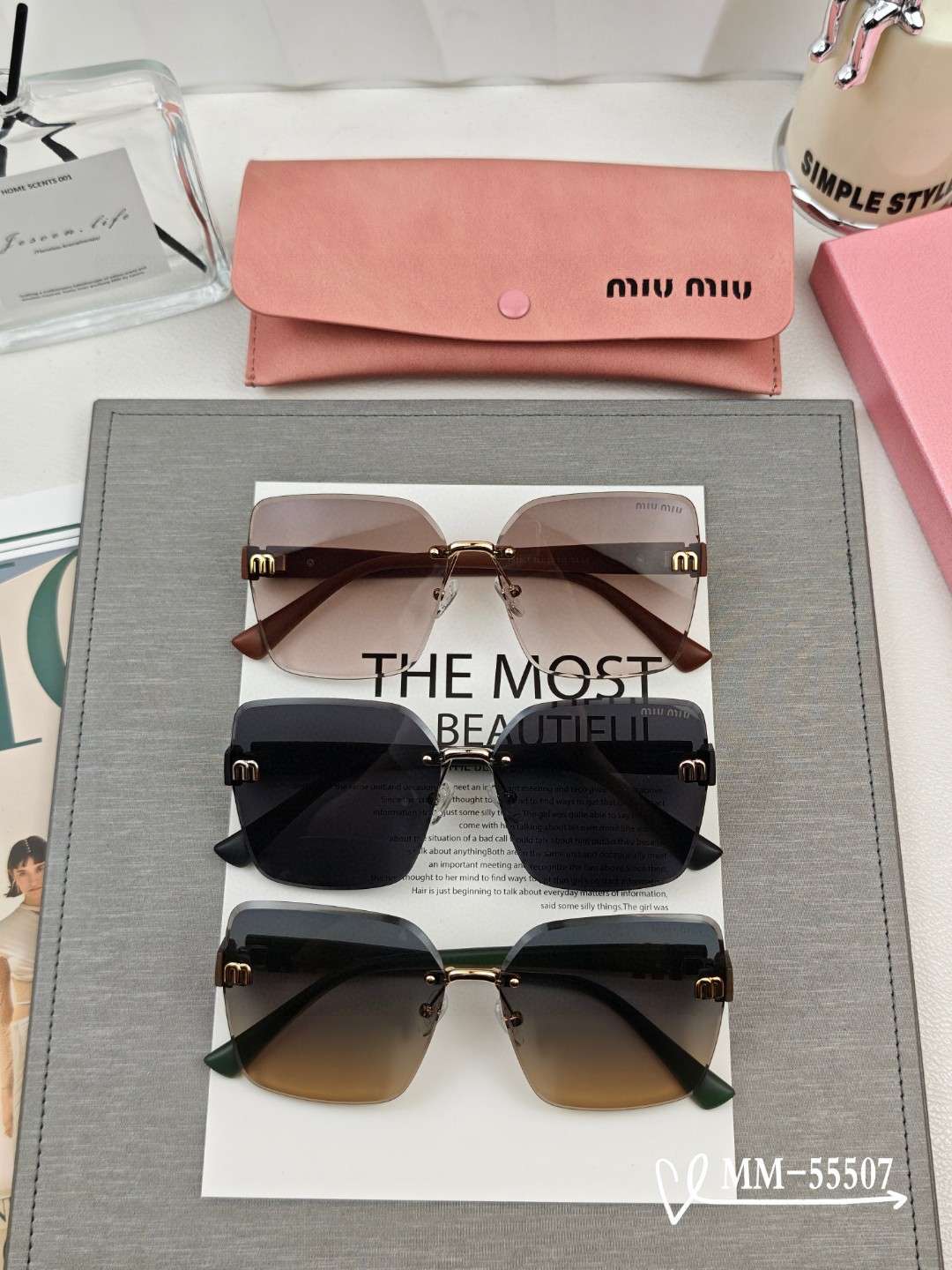 🍒2025年新作✨サングラス 紫外線99%カット、旅行やお出かけの服装に最適 M55507