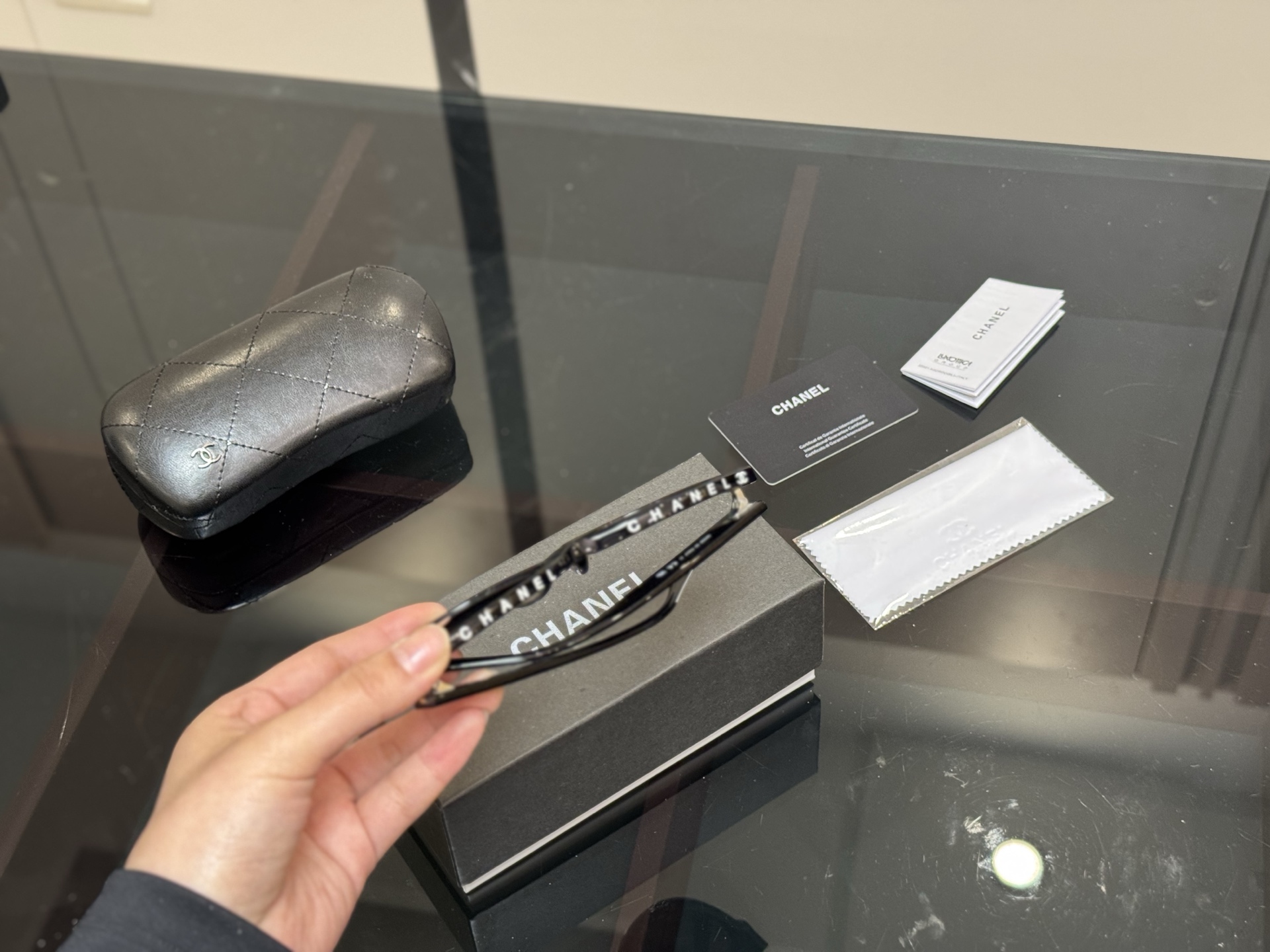 Chanel 2025新作 シャネル サングラス 万能 小顔効果 M231152