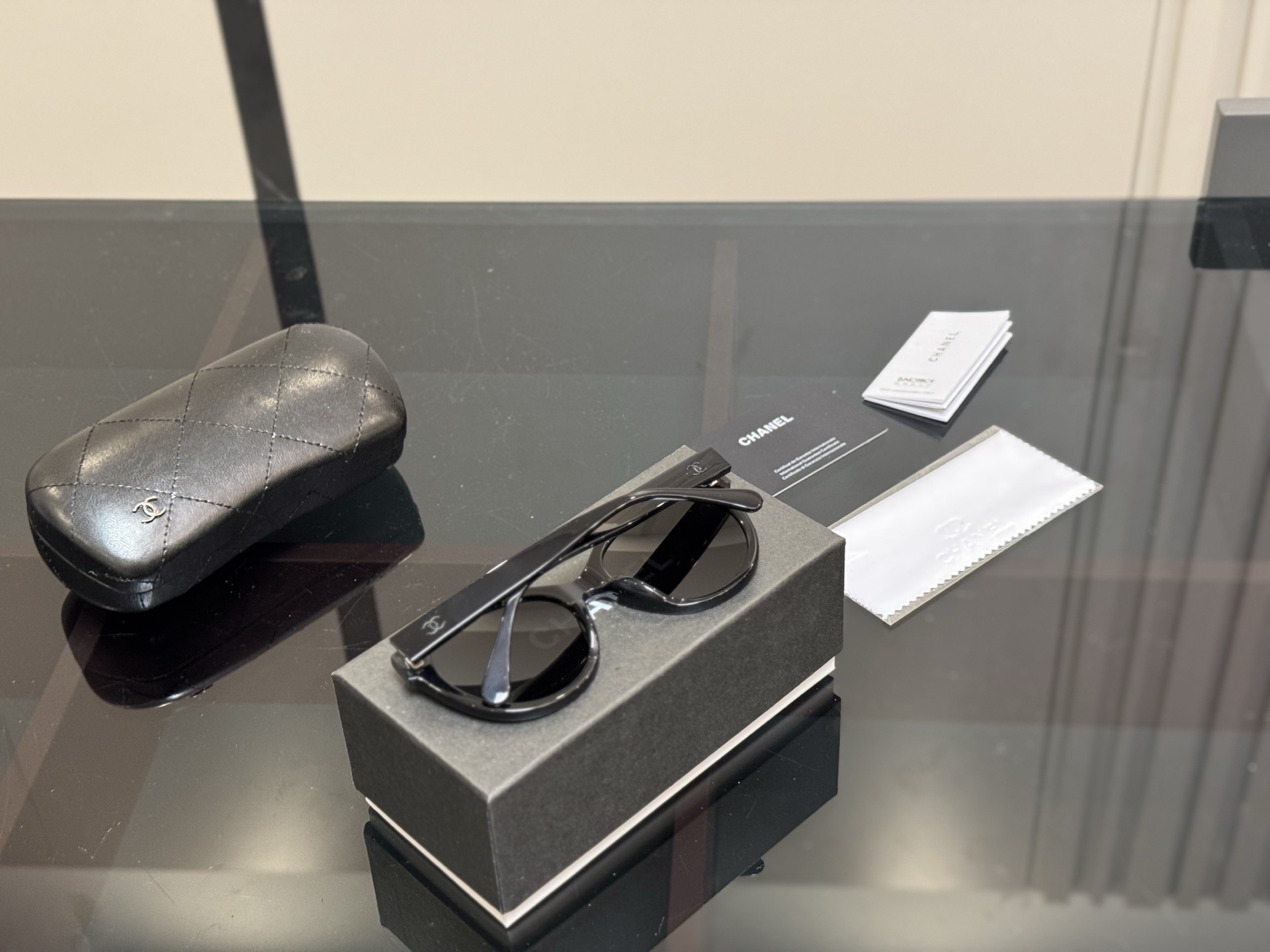Chanel 2025新作 シャネル サングラス 万能 小顔効果 M231152