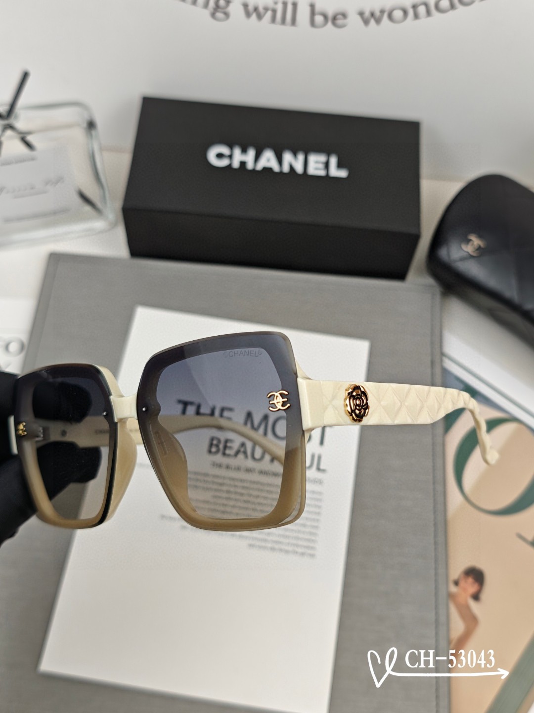 【CHANEL】シャネル 2025年新作トレンド 大人気 ファッションスクエア 偏光サングラス CH53043