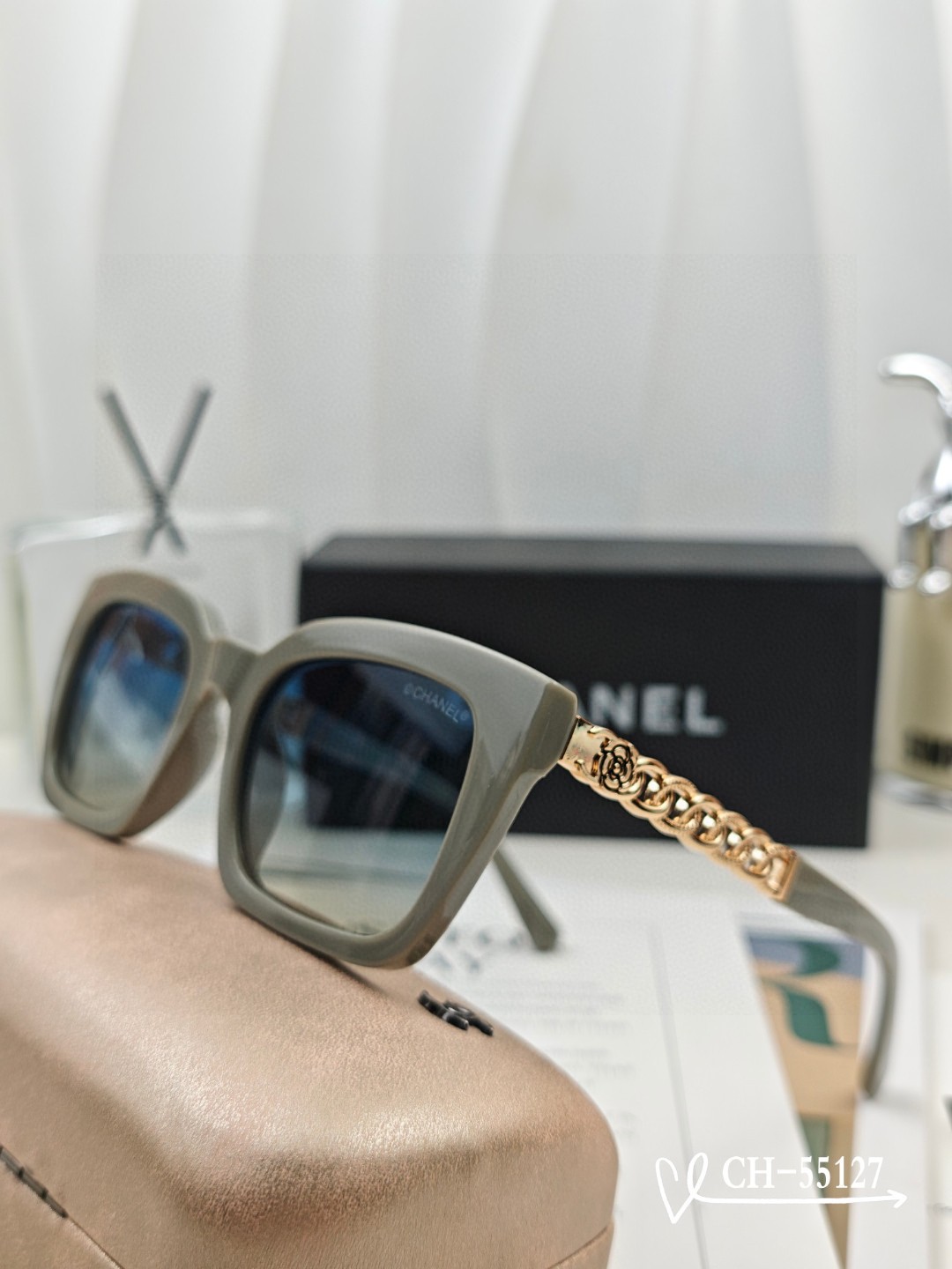 【CHANEL】シャネル 2025年新作トレンド 大人気 ファッションスクエア 偏光サングラス CH55127