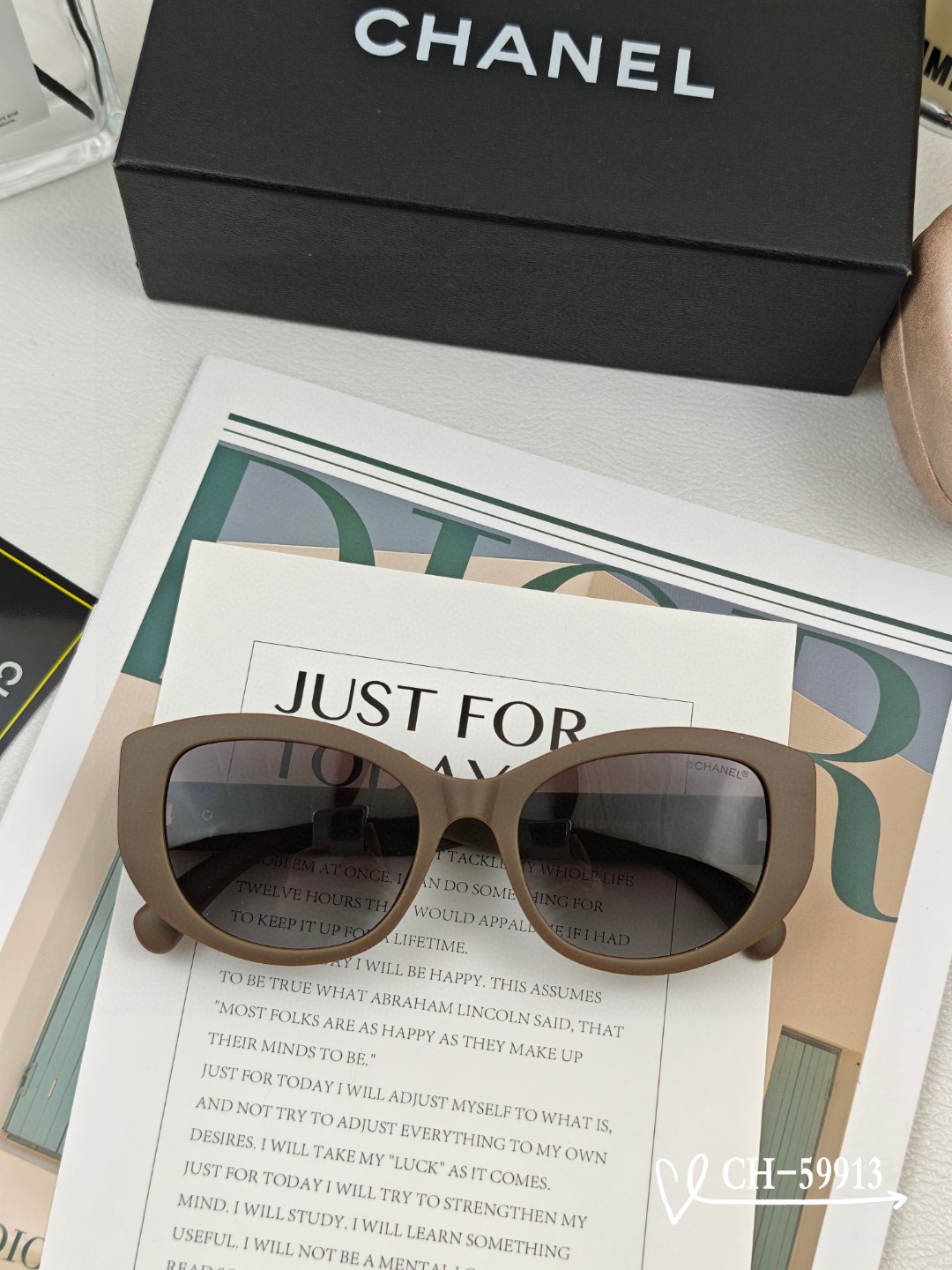 【CHANEL】シャネル 2025年新作トレンド 大人気 ファッションスクエア 偏光サングラス CH59913