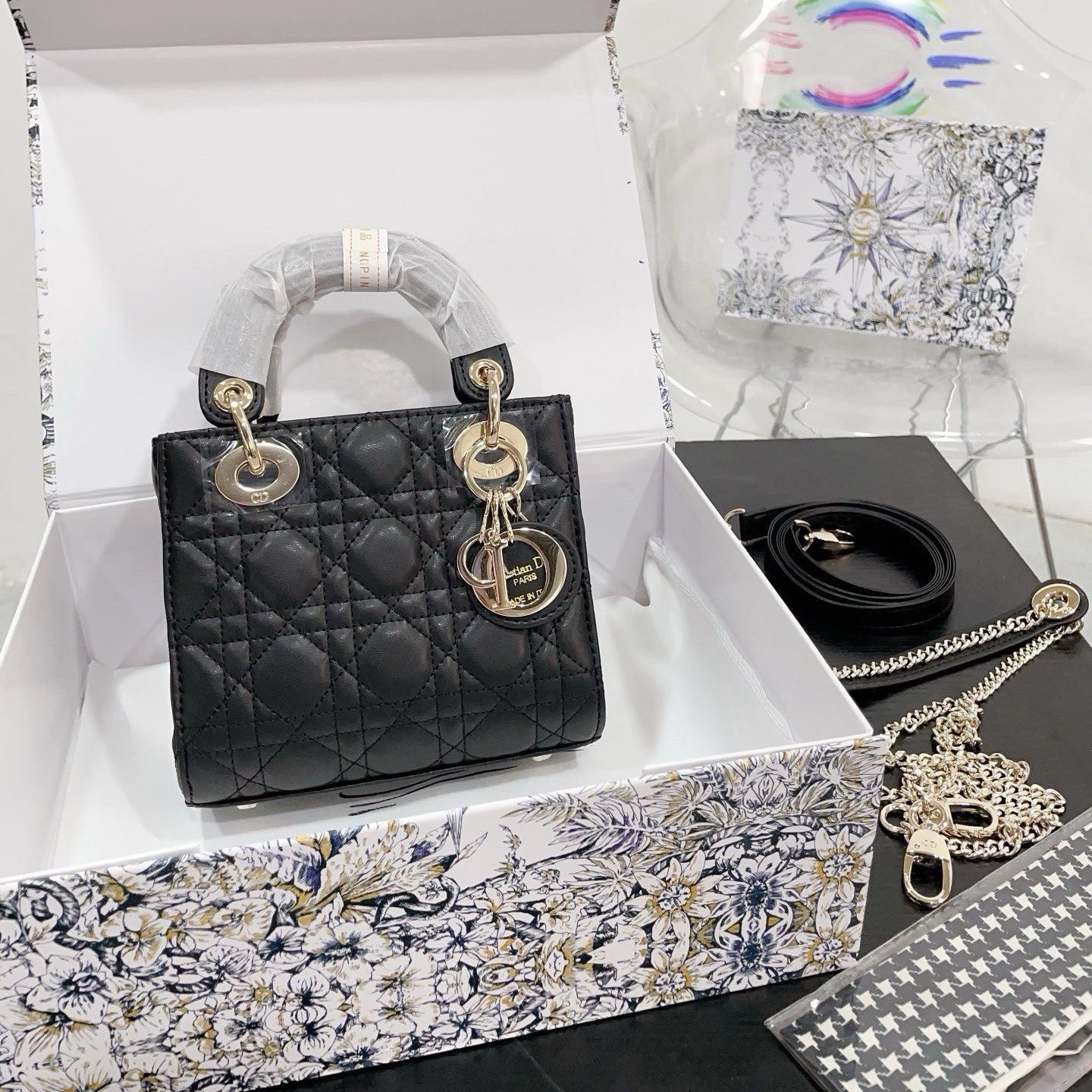【高品質】LADY DIOR ミニバッグ カナージュ☆M0505ONGE