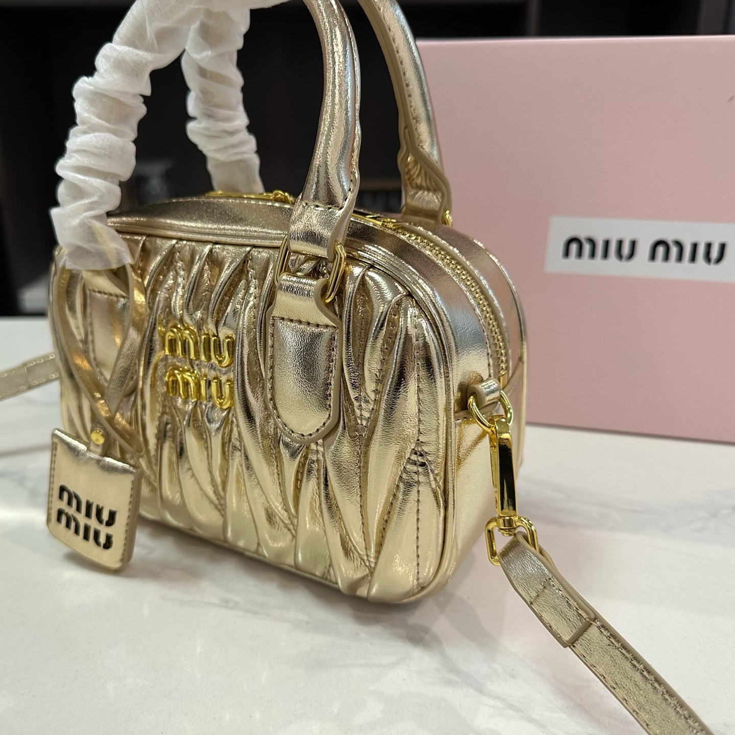 【高品質】◇【MIU MIU】レザー トップハンドルスモールバッグ