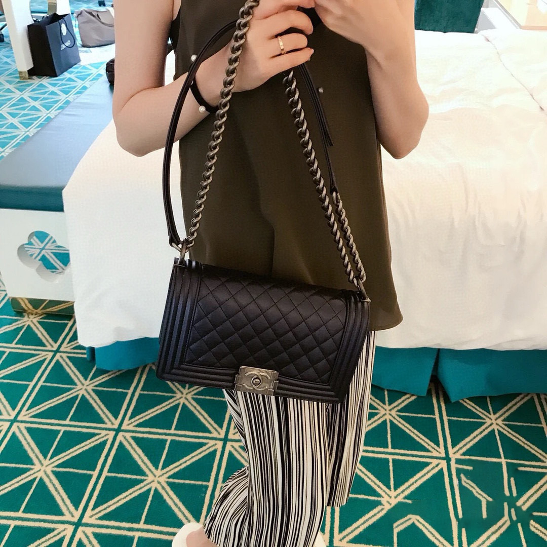 シャネル CHANEL ボーイシャネル25 A67086 ブラック キャビアスキン レディース ショルダーバッグ