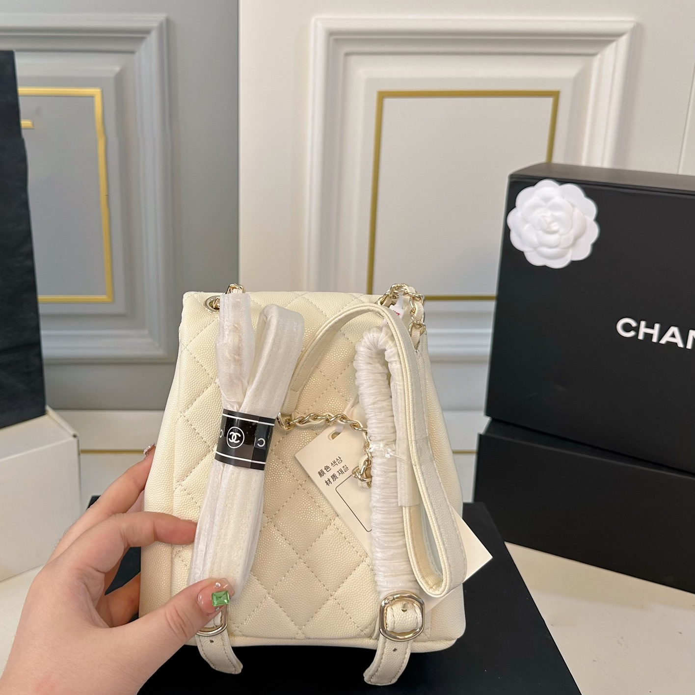 2025 SS（春夏）【定番人気♡カラバリ豊富】シャネル 24A ドゥーマ キャビアスキン バックパック【CHANEL】