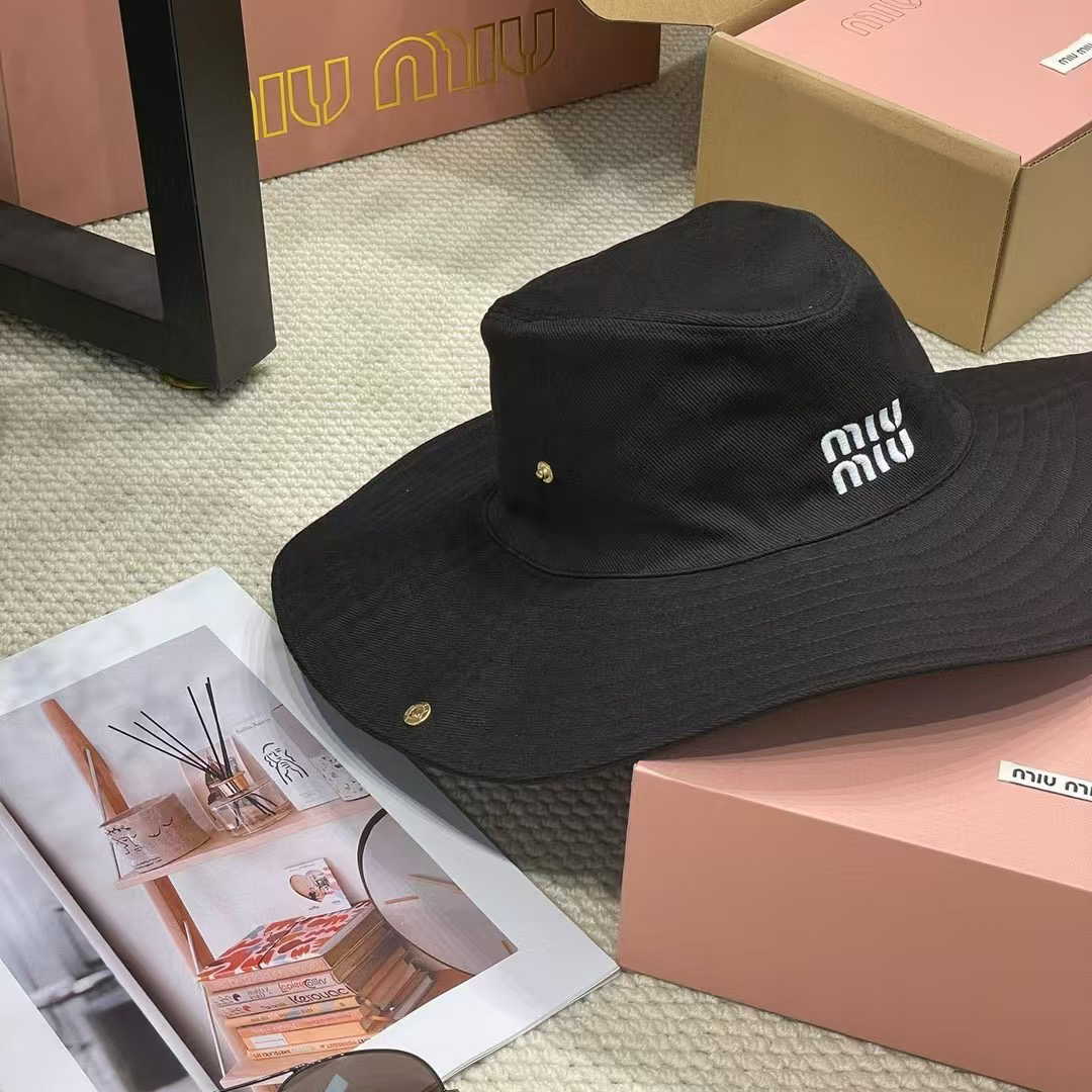【MIU MIU】ミュウミュウ 2025年 新作 バケットハット