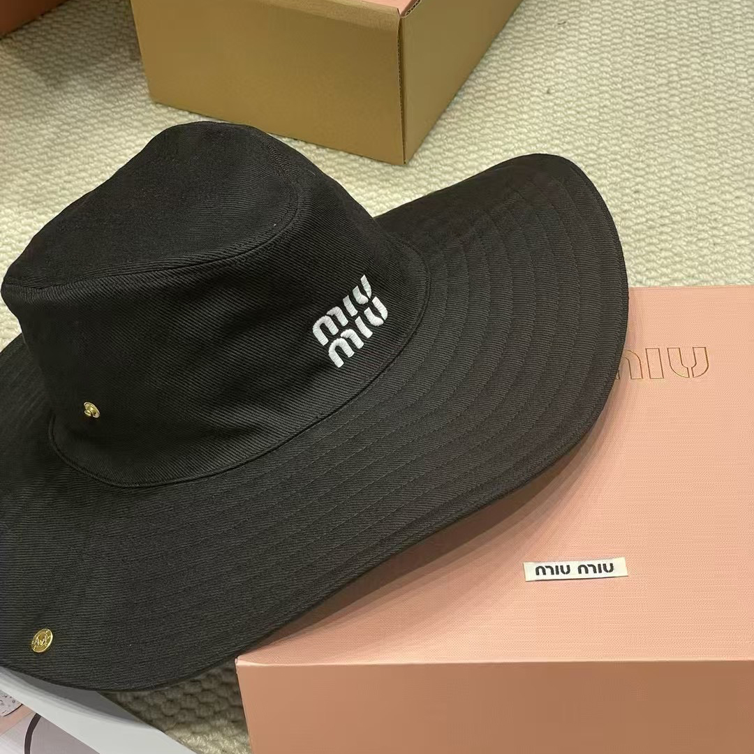 【MIU MIU】ミュウミュウ 2025年 新作 バケットハット