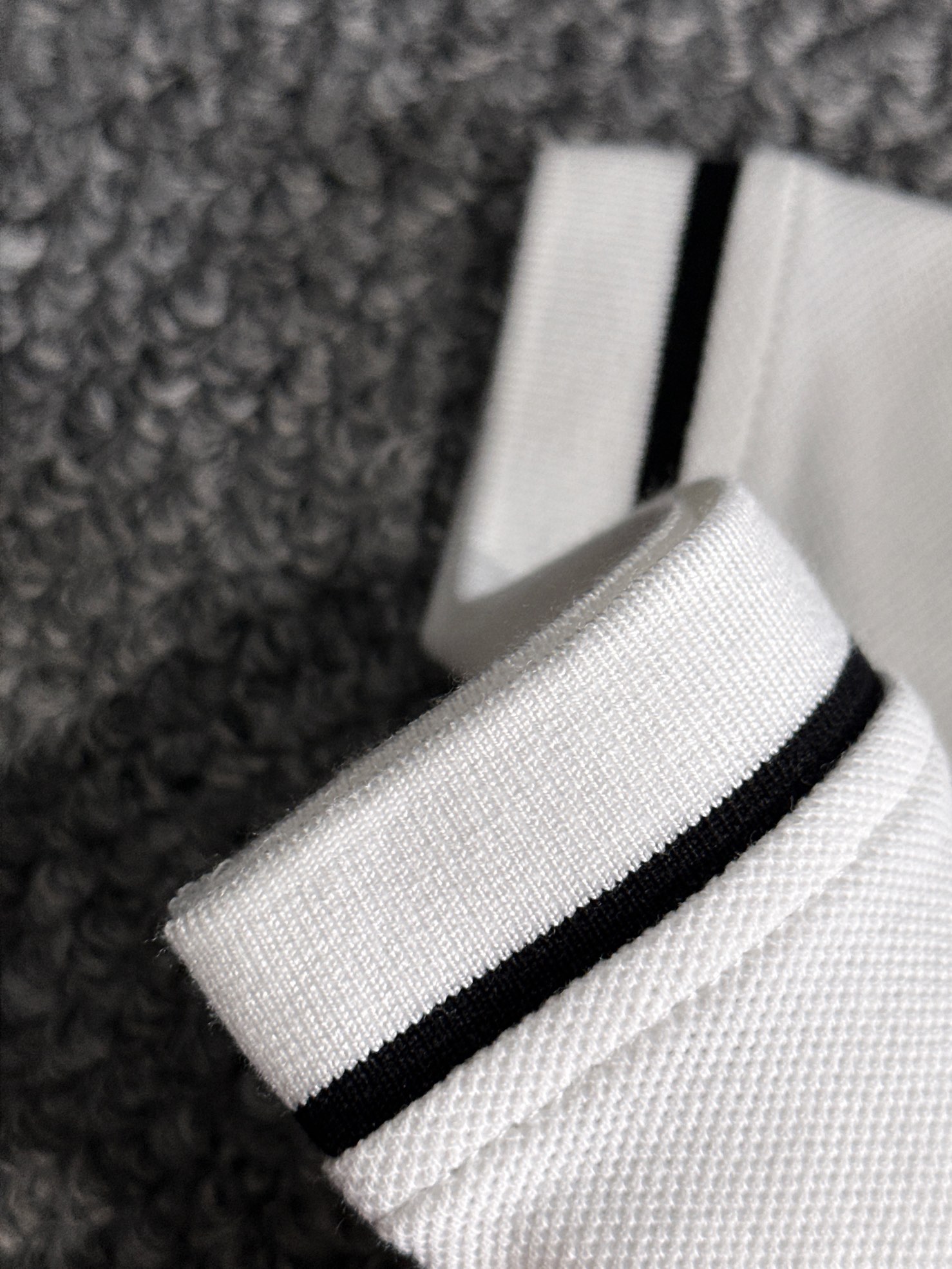 CELINE 2025年春夏新作　3色展開　半袖Tシャツ T138075