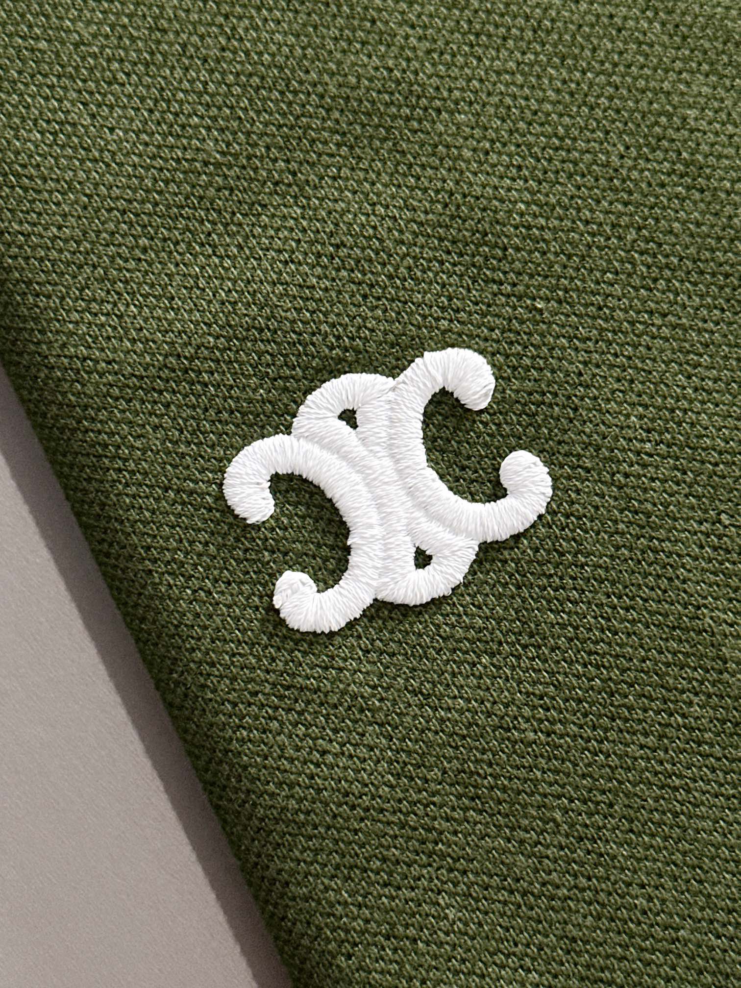 CELINE 2025年春夏新作　3色展開　半袖Tシャツ T138075