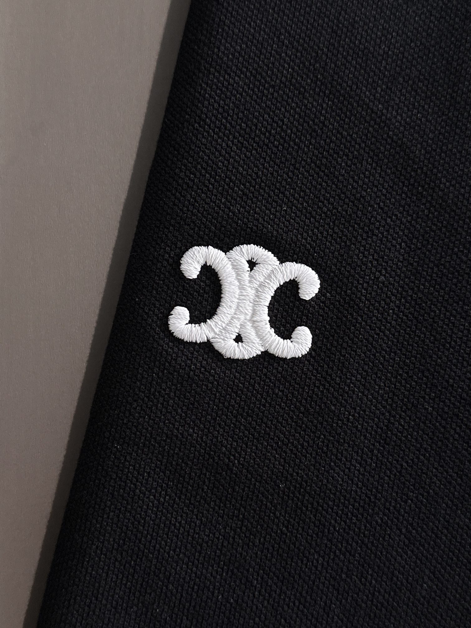 CELINE 2025年春夏新作　3色展開　半袖Tシャツ T138075