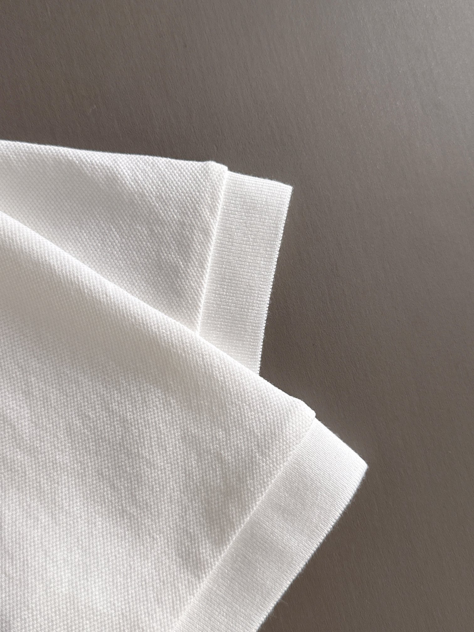 【プラダ】Prada 2025年春夏新作 ブラック/ホワイト ポロシャツ 半袖 T138073