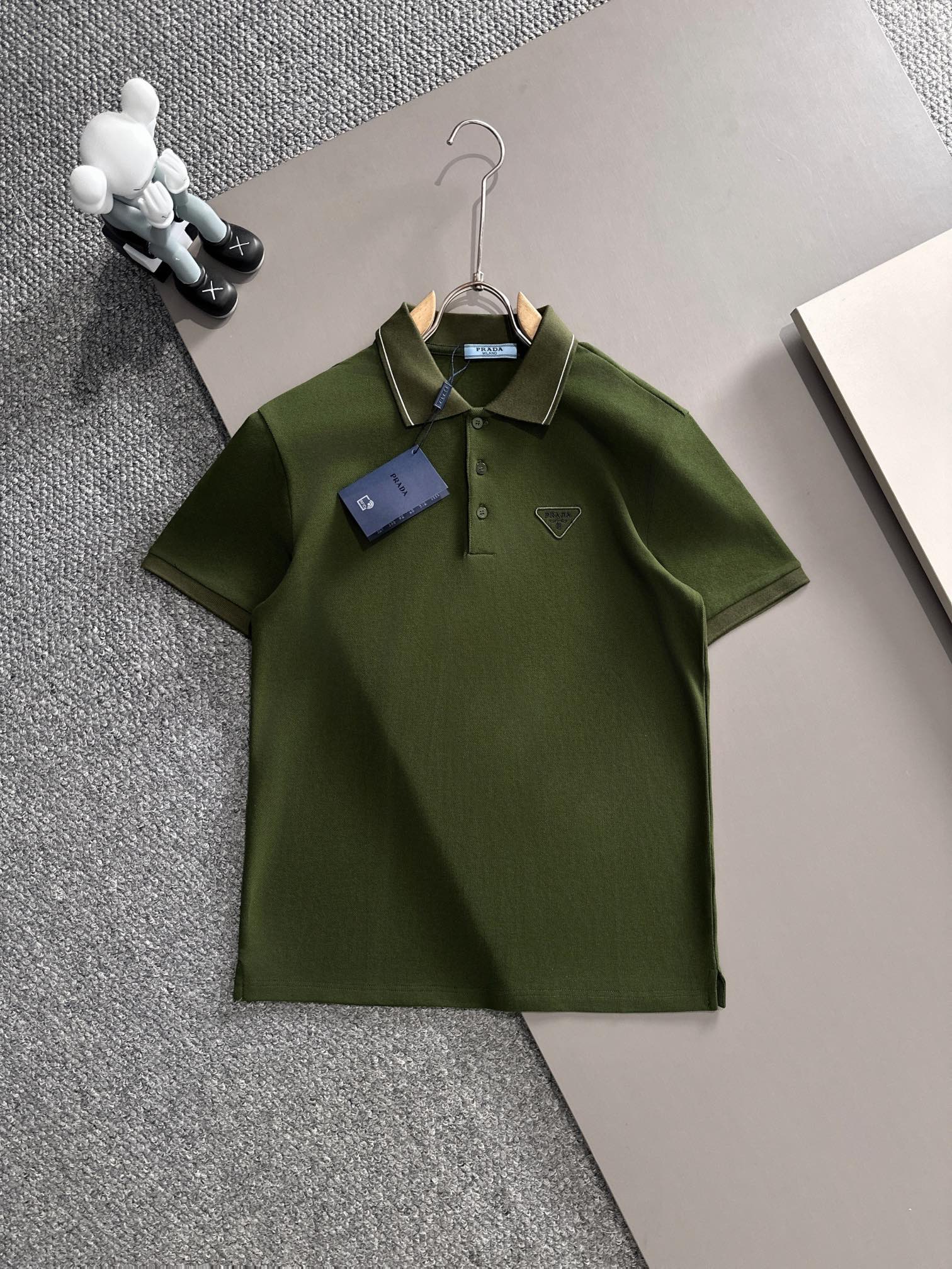 【Prada】プラダ 2025年春夏新作 ポロシャツ 半袖 T138072 3色展開